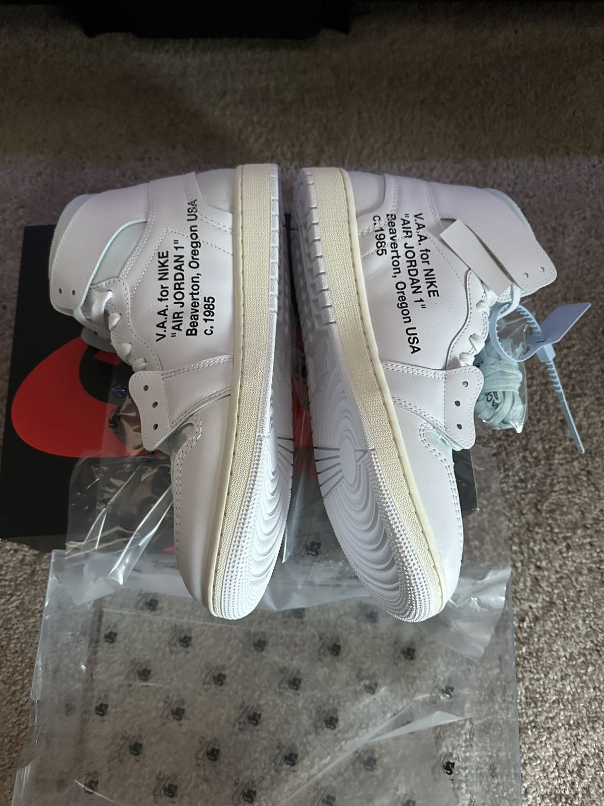 Jordan Brand Jordan 1 virgil abloh archive alaska Size US 13 / EU 46 - 4 Thumbnail