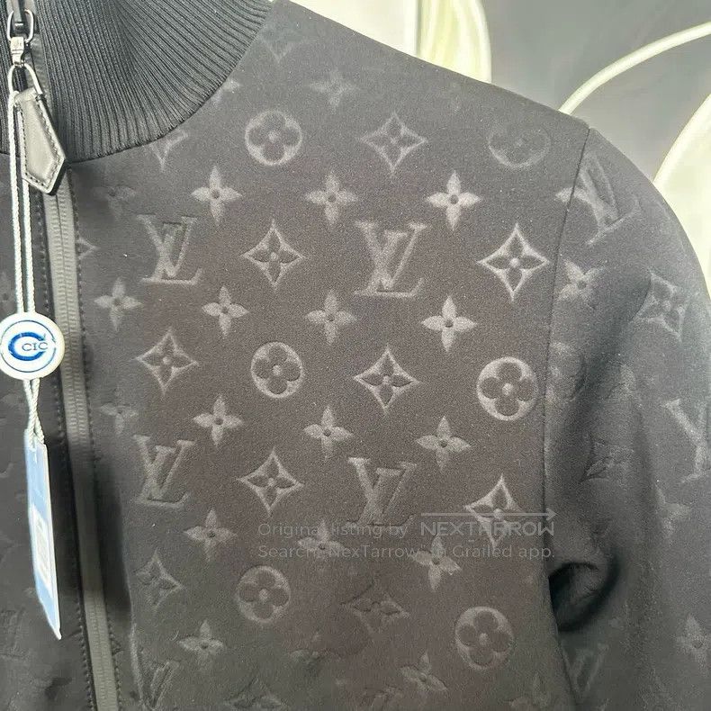 Louis Vuitton Louis Vuitton Black full-print print logo jacket Size XXS / US 00 / IT 34 - 4 Thumbnail