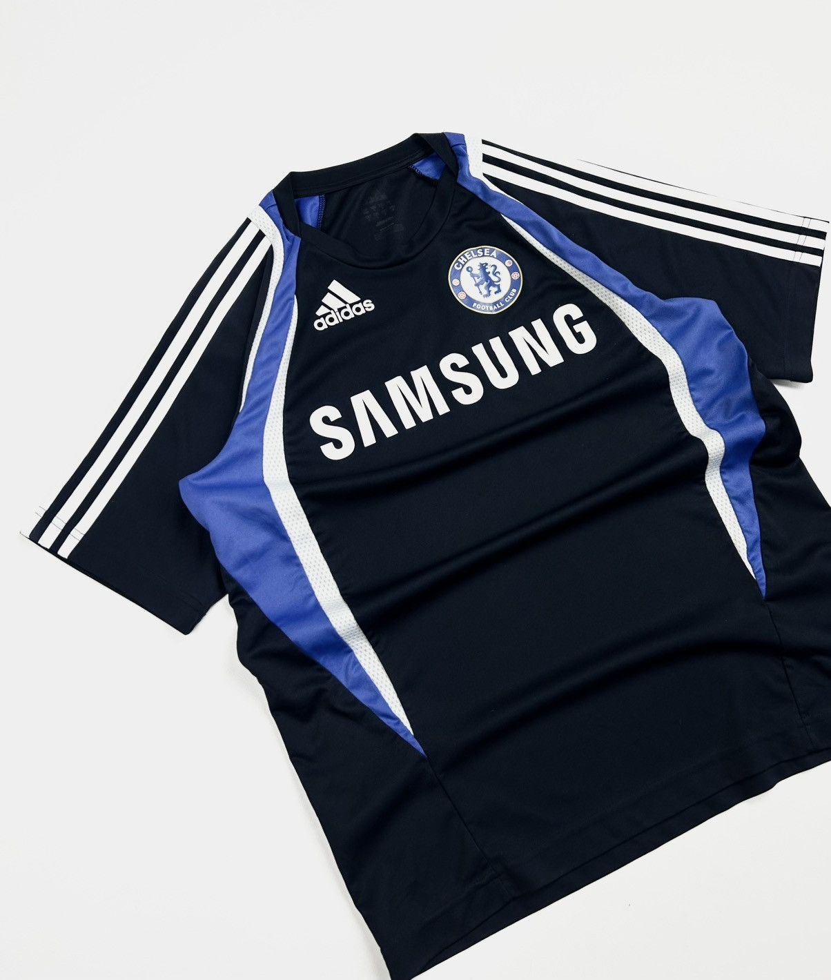 Adidas × Chelsea Soccer Adidas Chelsea Jersey 2009 Soccer T-shirt y2k Size US S / EU 44-46 / 1 - 3 Thumbnail