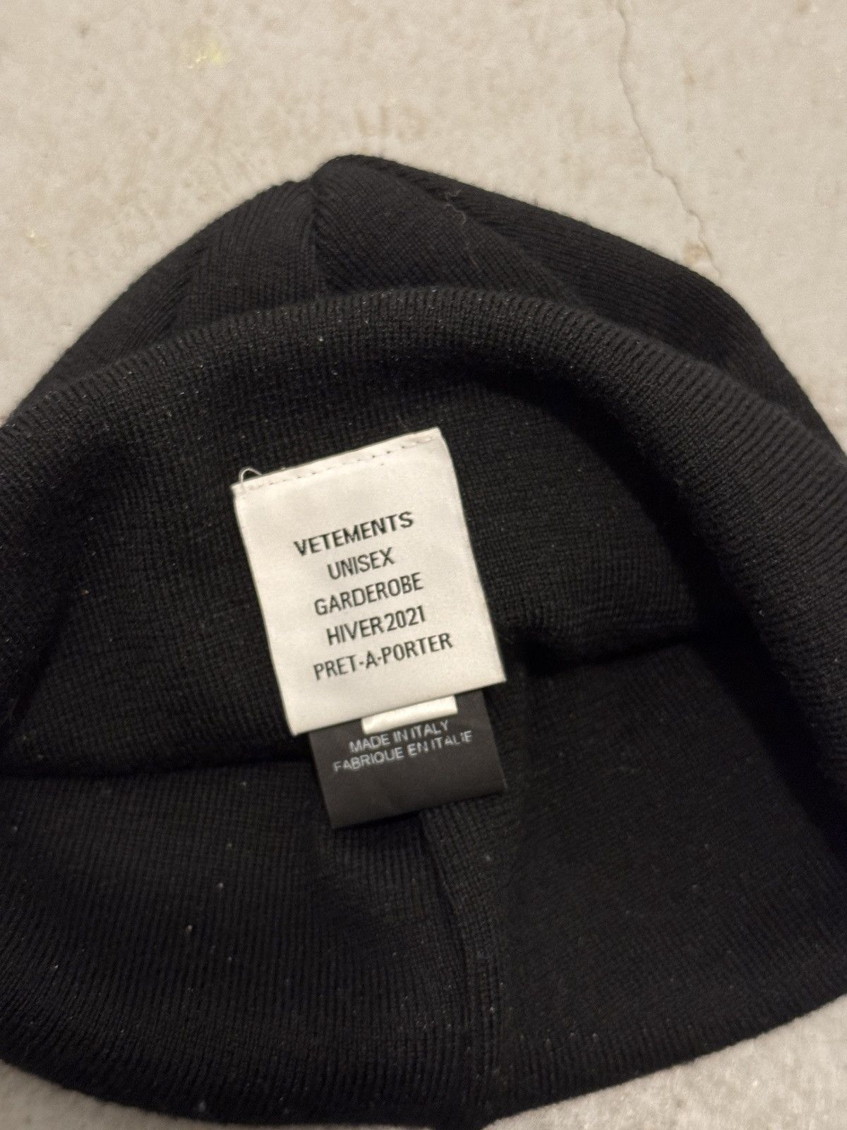 Vetements *RARE* VETEMENTS HAUTE COUTURE MERINOS BEANIE GVASALIA Size ONE SIZE - 3 Thumbnail