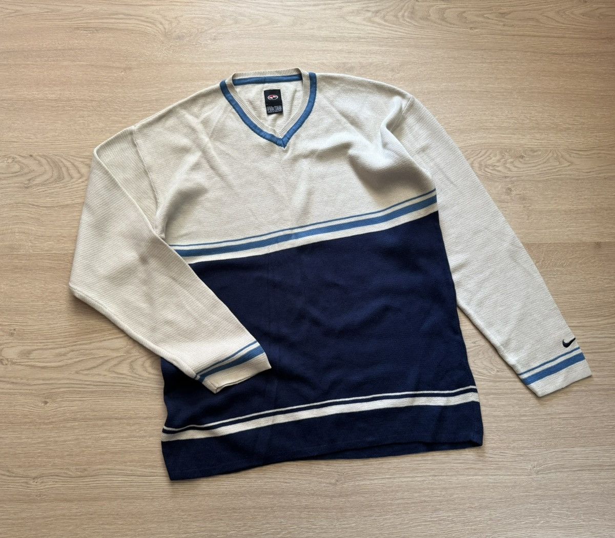 Vintage Vintage 90’s Nike y2k Navy Baggy Sweater Size US XL / EU 56 / 4 - 1 Thumbnail