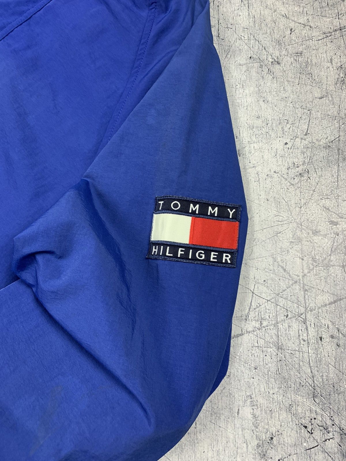 Tommy Hilfiger Vintage Tommy Hilfiger Sailing Jacket Nylon Blue Size M Zip Size US M / EU 48-50 / 2 - 4 Thumbnail
