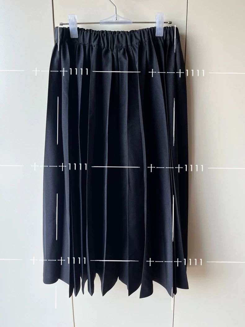 Comme des Garcons Comme Des Garcons size S Polyester Skinny Pleated Skirt Size 24" / US 00 / IT 34 - 2 Thumbnail