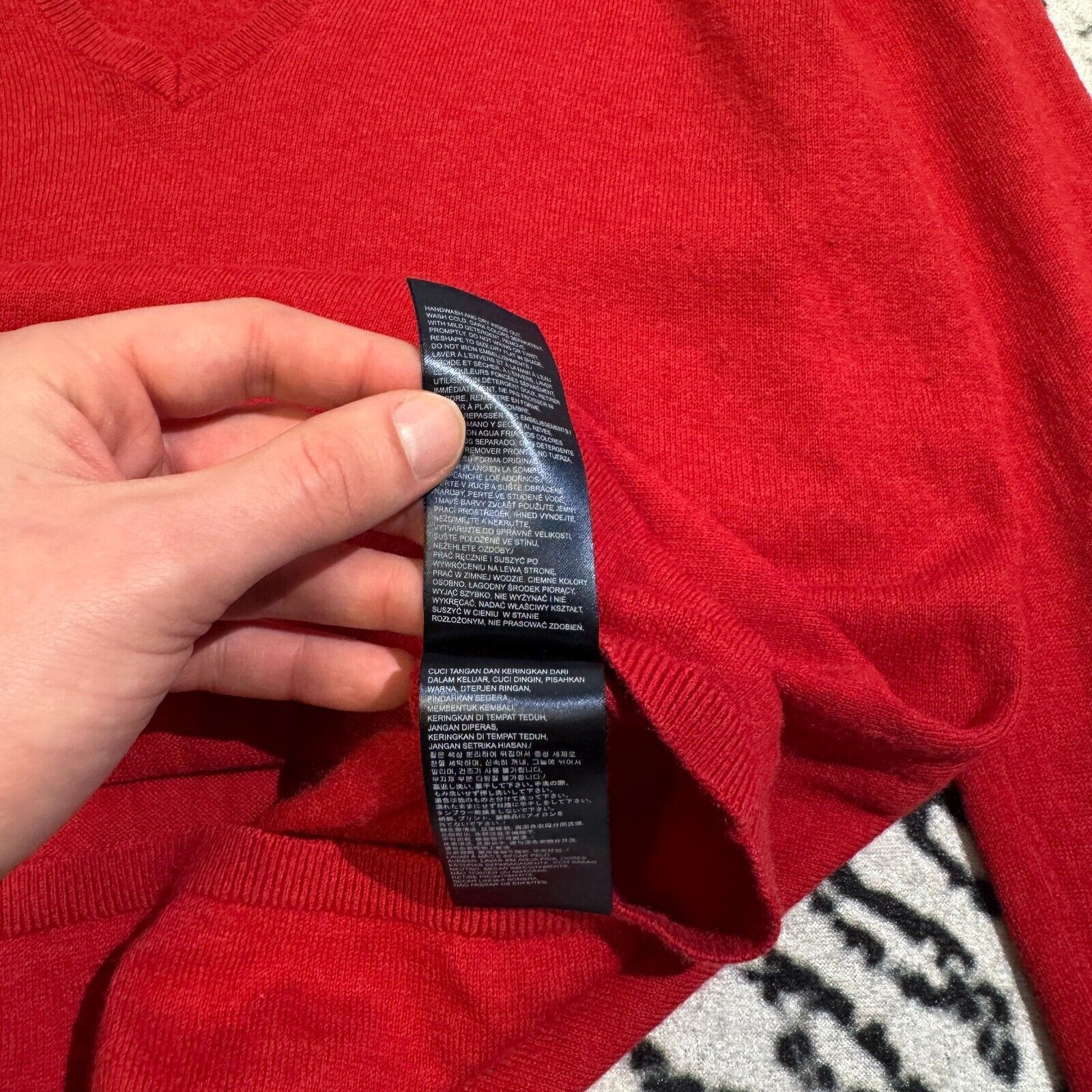 Tommy Hilfiger × Vintage Vintage Tommy Hilfiger Unisex Red Cotton Sweater Size XL Size US XL / EU 56 / 4 - 11 Thumbnail