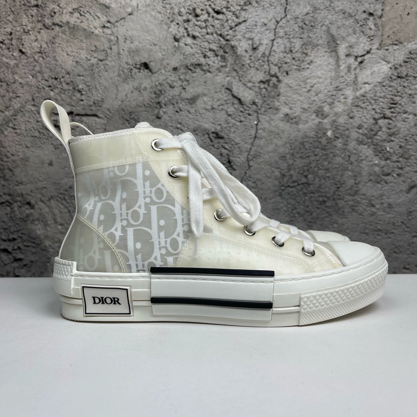 Dior Dior b23 High Top Sneaker Women's Size 36 Size US 5.5 / IT 35.5 - 2 Thumbnail