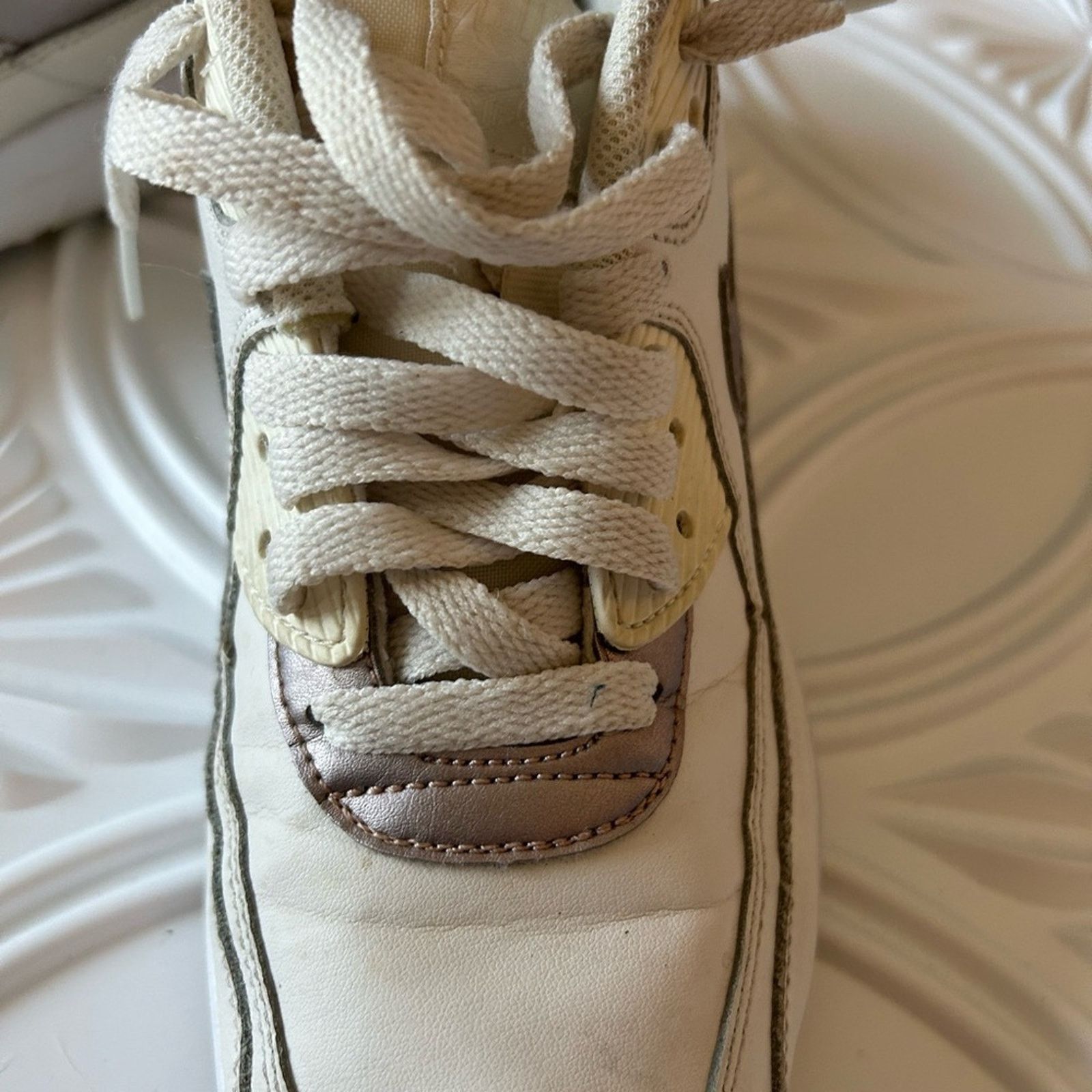 Nike Nike Tennis Shoes Size US 6 / EU 39 - 2 Thumbnail