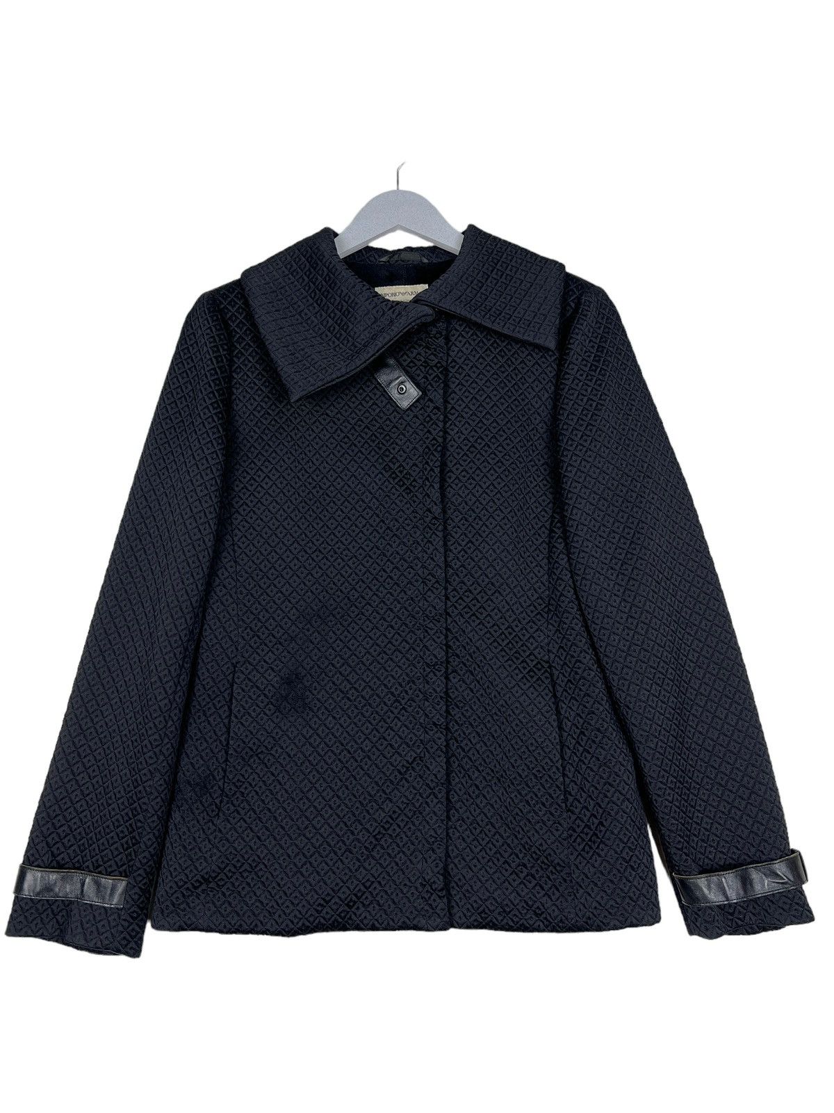 Emporio Armani 🔥 EMPORIO ARMANI QUILTED JACKET MADE IN ITALY SIZE 38 WOVEN Size US M / EU 48-50 / 2 - 2 Thumbnail