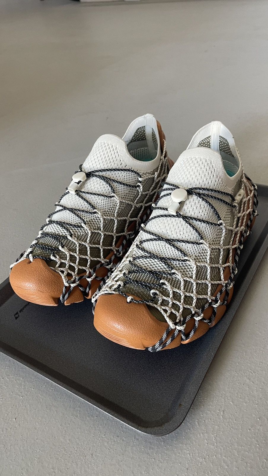 KEEN KEEN UNEEK 360 US9M BIRCH / ROASTED PECAN Size US 9 / EU 42 - 2 Thumbnail