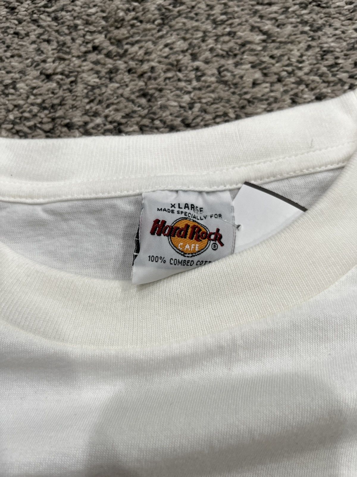 Hard Rock Cafe Hard rock cafe tee very comfortable tee. Size xl Size US XL / EU 56 / 4 - 2 Thumbnail