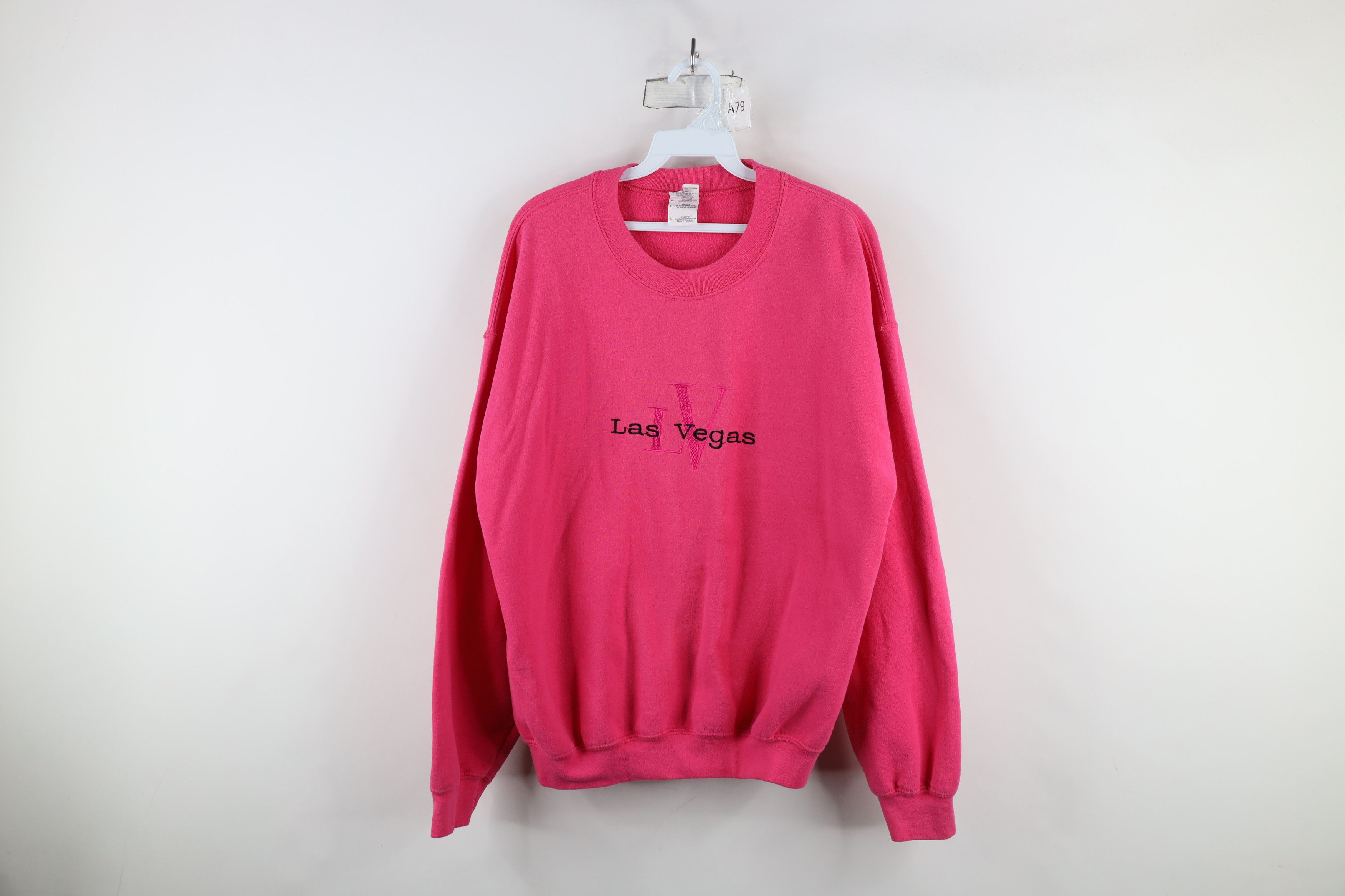 Vintage Vintage 90s Streetwear Spell Out Las Vegas Sweatshirt Size L / US 10 / IT 46 - 1 Thumbnail