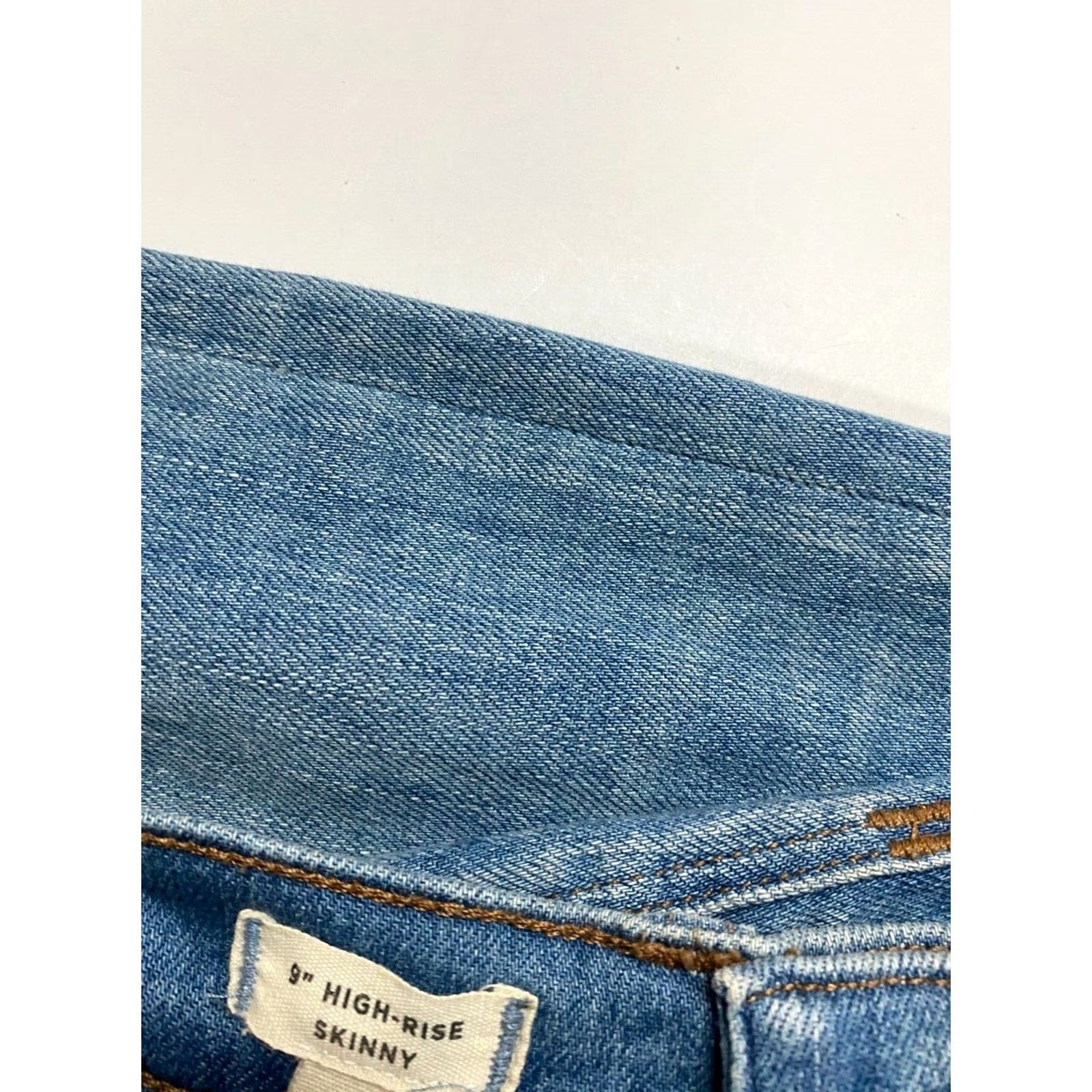 Madewell Madewell Jeans Skinny 24 Womens Blue Denim Cotton Blend Zip Inseam 27 Modern Designer Pockets Size 42" / US 20 - 3 Thumbnail
