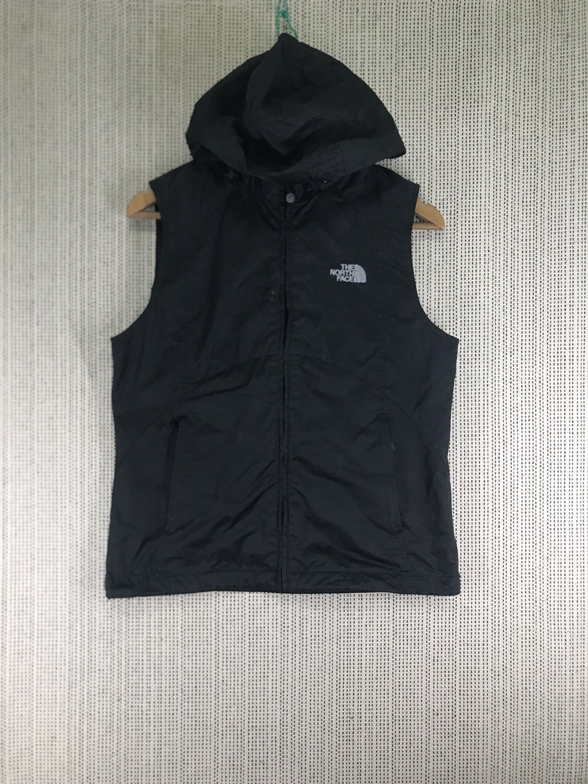 The North Face vest the north face hoodie Size US M / EU 48-50 / 2 - 2 Thumbnail
