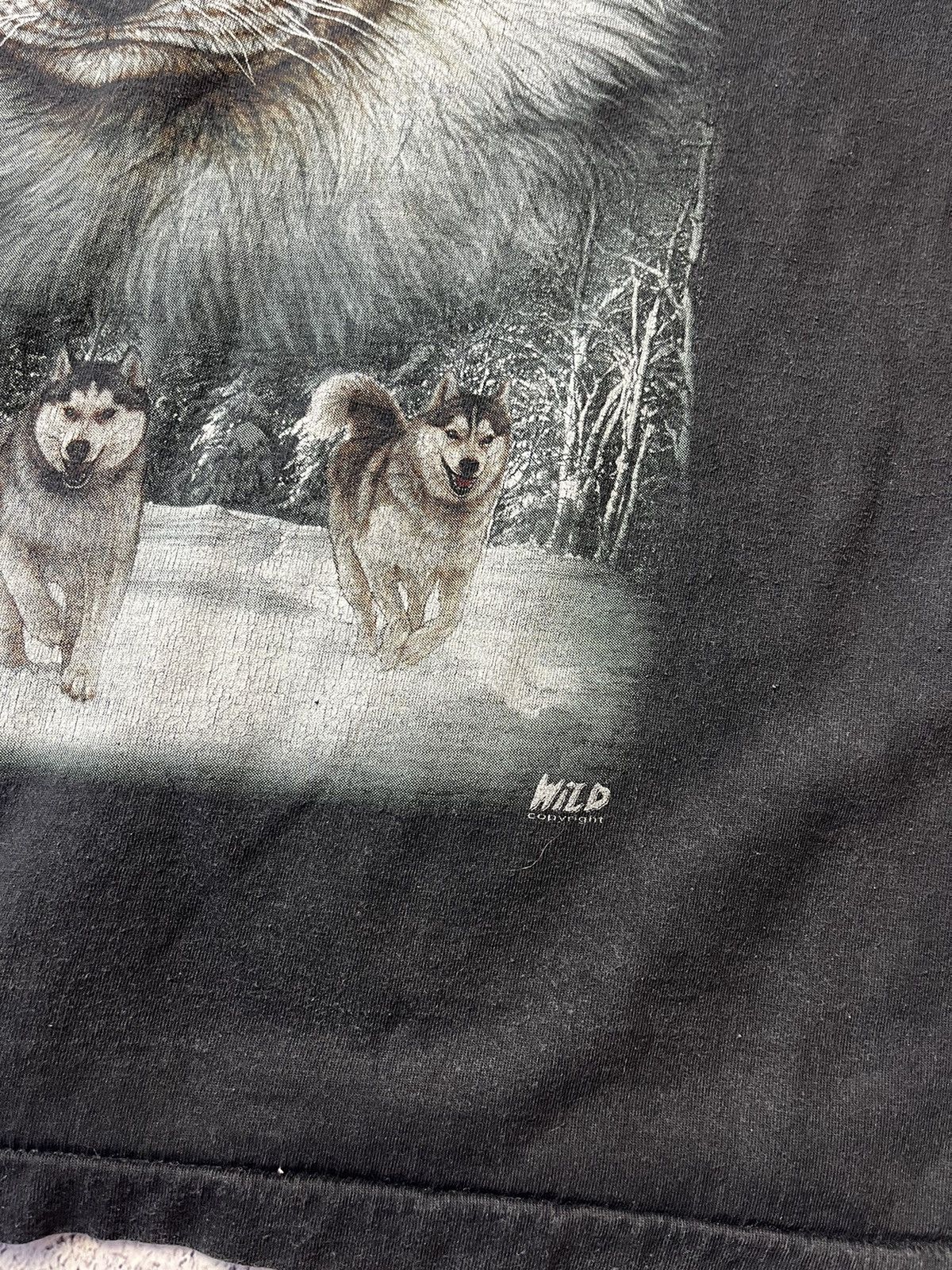 Vintage Vintage Wolf streetwear animal tee size L Size US L / EU 52-54 / 3 - 17 Thumbnail