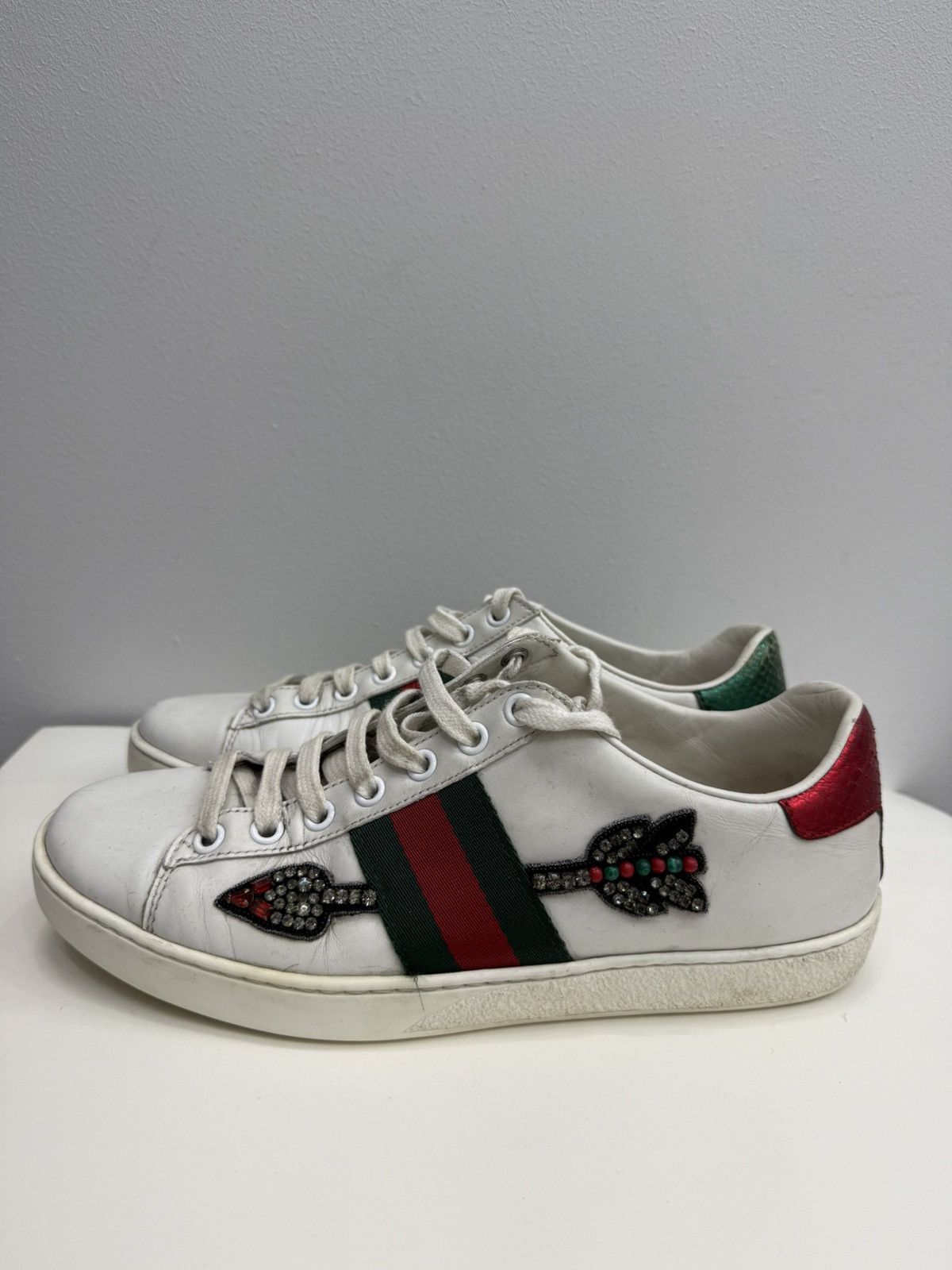 Gucci Gucci Ace Arrow OG Leather Low-Top Sneakers Size US 7 / IT 37 - 1 Thumbnail