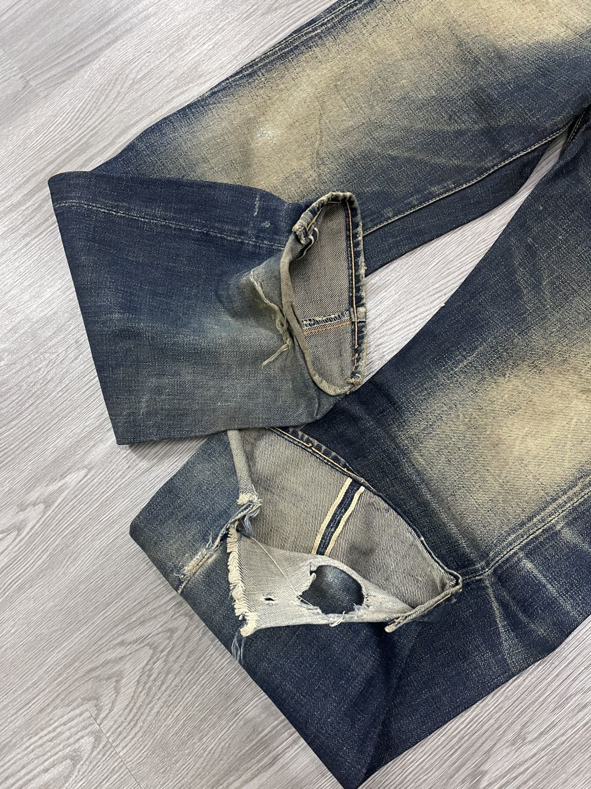 Levi's Vintage Clothing Levi’s 501xx Big E Buckle Back Selvedges distressed denim Size US 29 - 10 Thumbnail