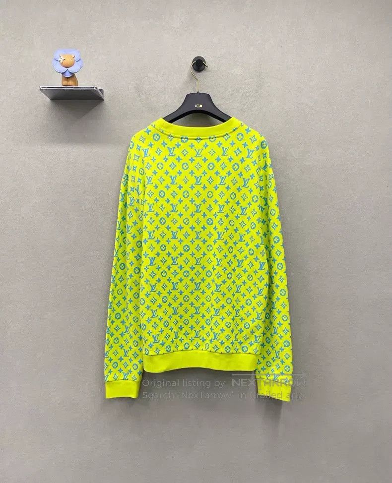 Louis Vuitton Louis Vuitton Fluorescent yellow printed sweatshirt Size US L / EU 52-54 / 3 - 2 Thumbnail