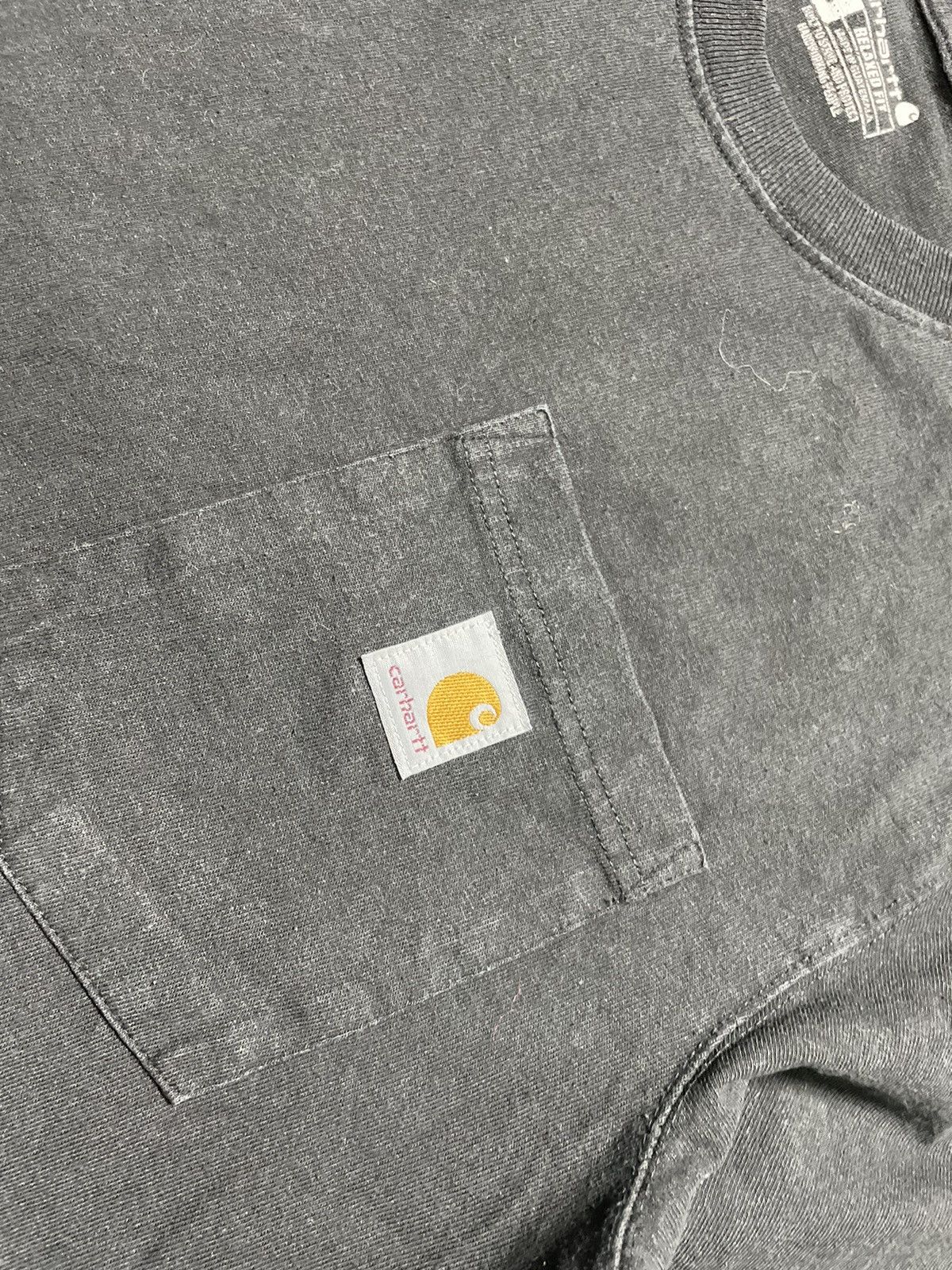 Carhartt × Carhartt Wip × Vintage Vintage Carhartt Pocket Relaxed Fit Tee Size US S / EU 44-46 / 1 - 6 Thumbnail