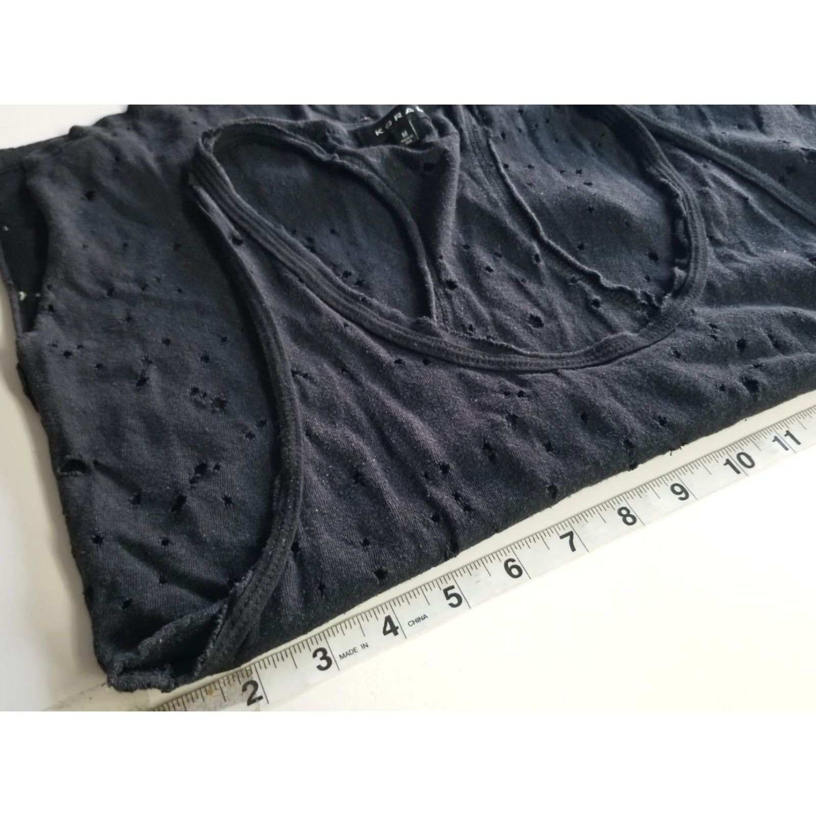 Vintage KORAL Tank Top Women Sleeveless Round Neck Muscle Medium Black Yoga Workout M Size M / US 6-8 / IT 42-44 - 3 Thumbnail