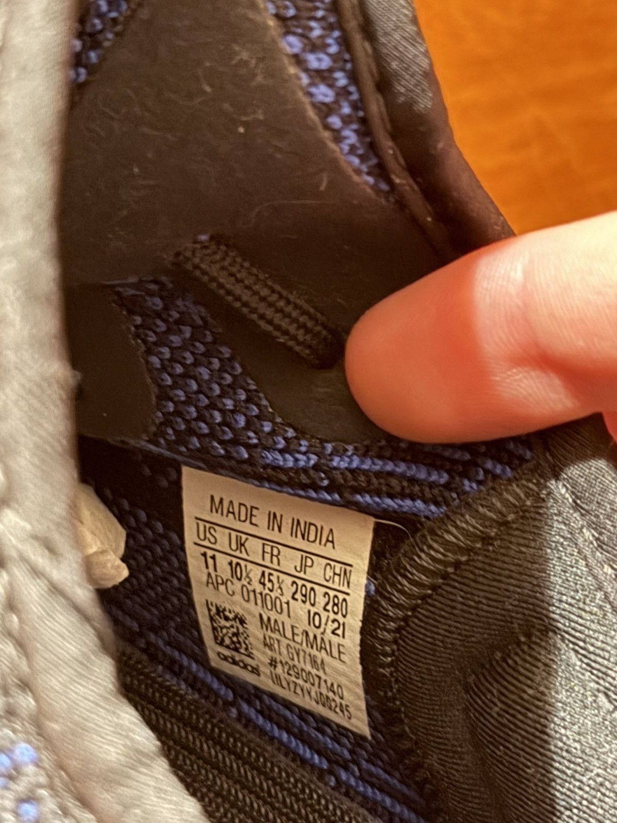Yeezy Adidias Yeezy Boost 350 V2 Blue Stripe Size US 11 / EU 44 - 7 Thumbnail