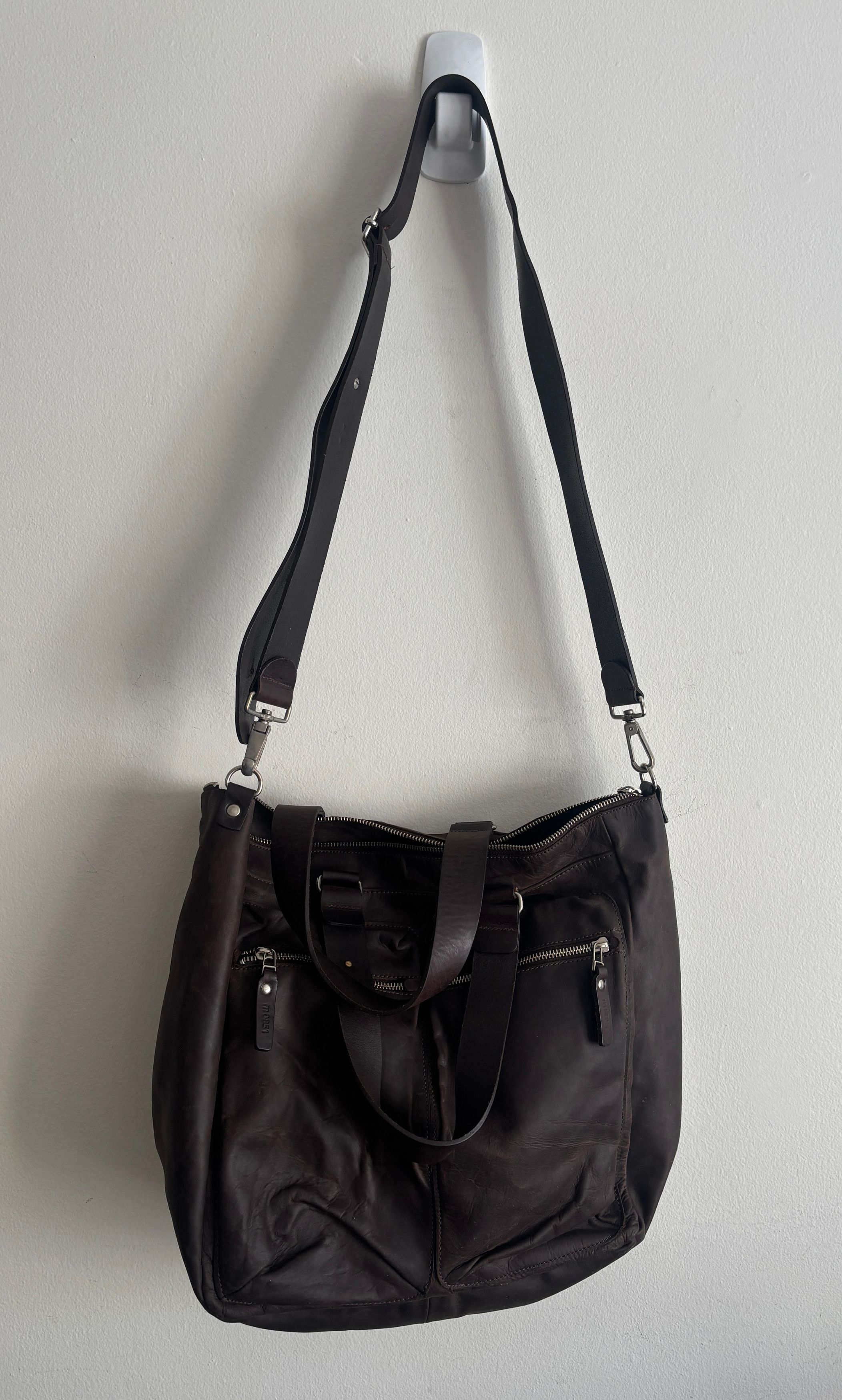 M0851 $275 Brown Leather Crossbody/Shoulder Bag, Messenger / Tote Size ONE SIZE - 2 Thumbnail