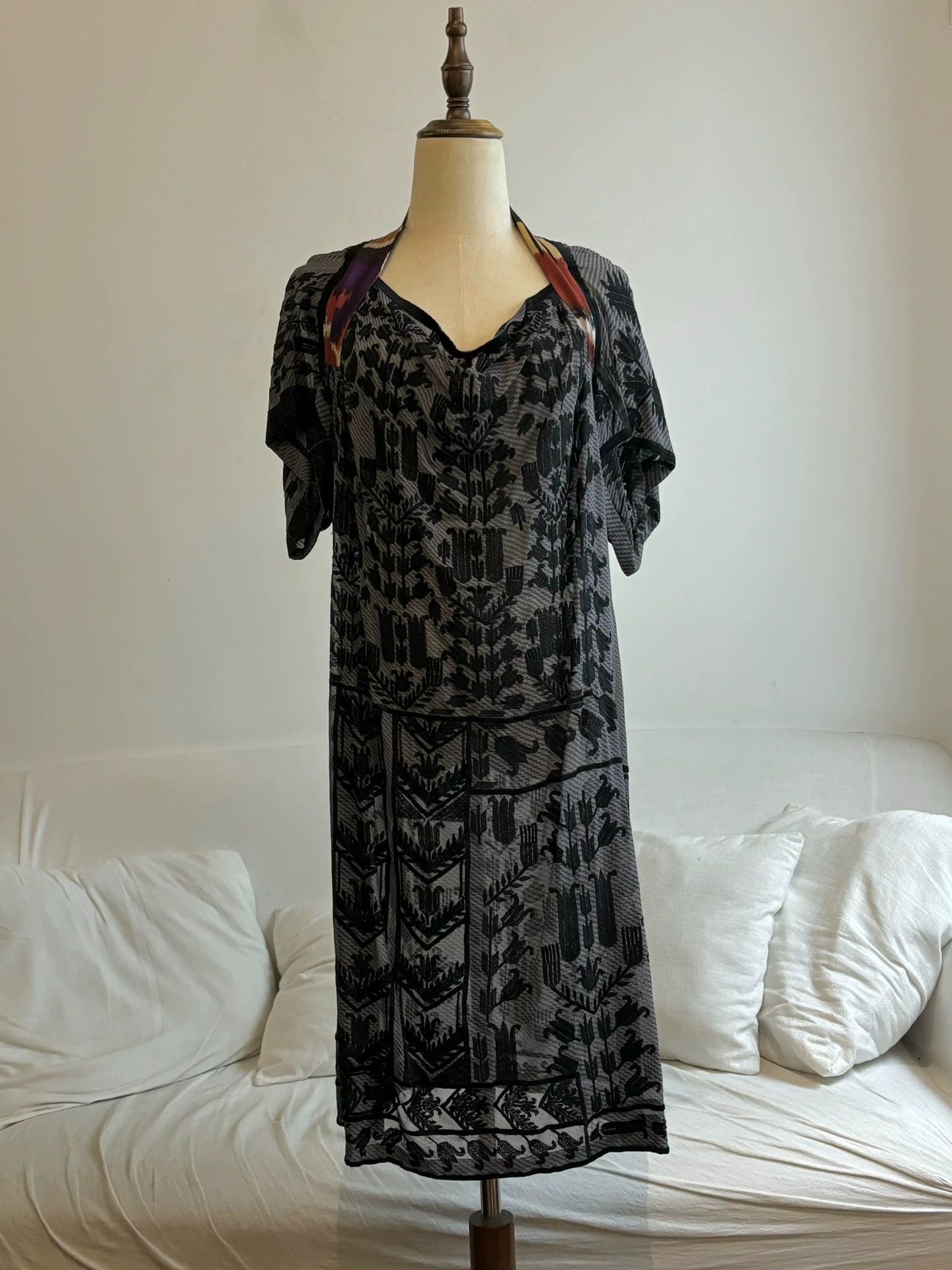 Dries Van Noten Dries Van Noten SS2010 Tulip Dress Gray-Black Pattern Neck Size XS / US 0-2 / IT 36-38 - 1 Thumbnail