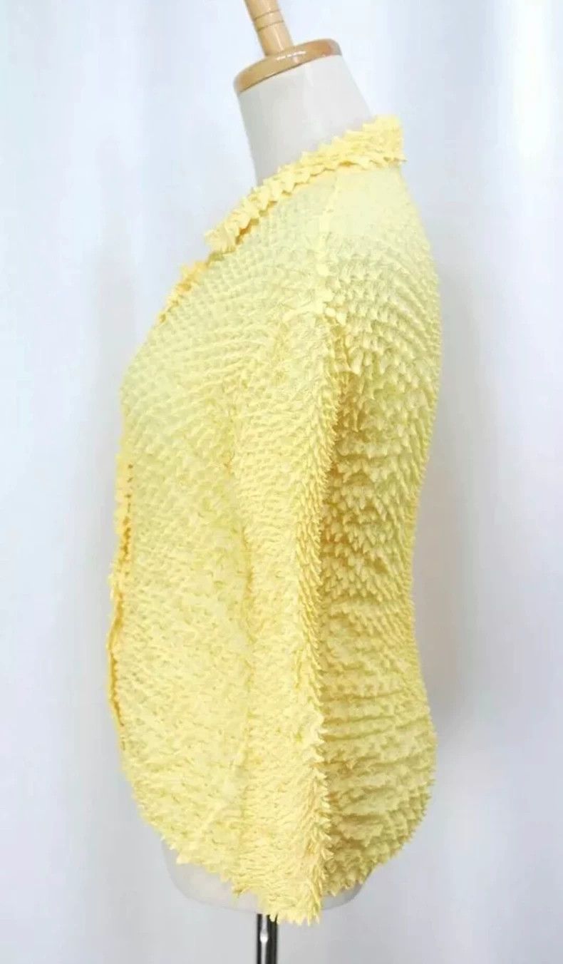 Issey Miyake issey miyake Little chicken yellow hedgehog shirt 2505-Next Size M / US 6-8 / IT 42-44 - 2 Thumbnail