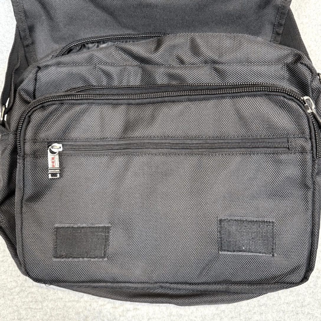 Tumi Tumi T-Tech Crossbody/Laptop/Messenger Bag 5110D Black Nylon Adjustable Strap Unisex Small Women Size ONE SIZE - 7 Thumbnail