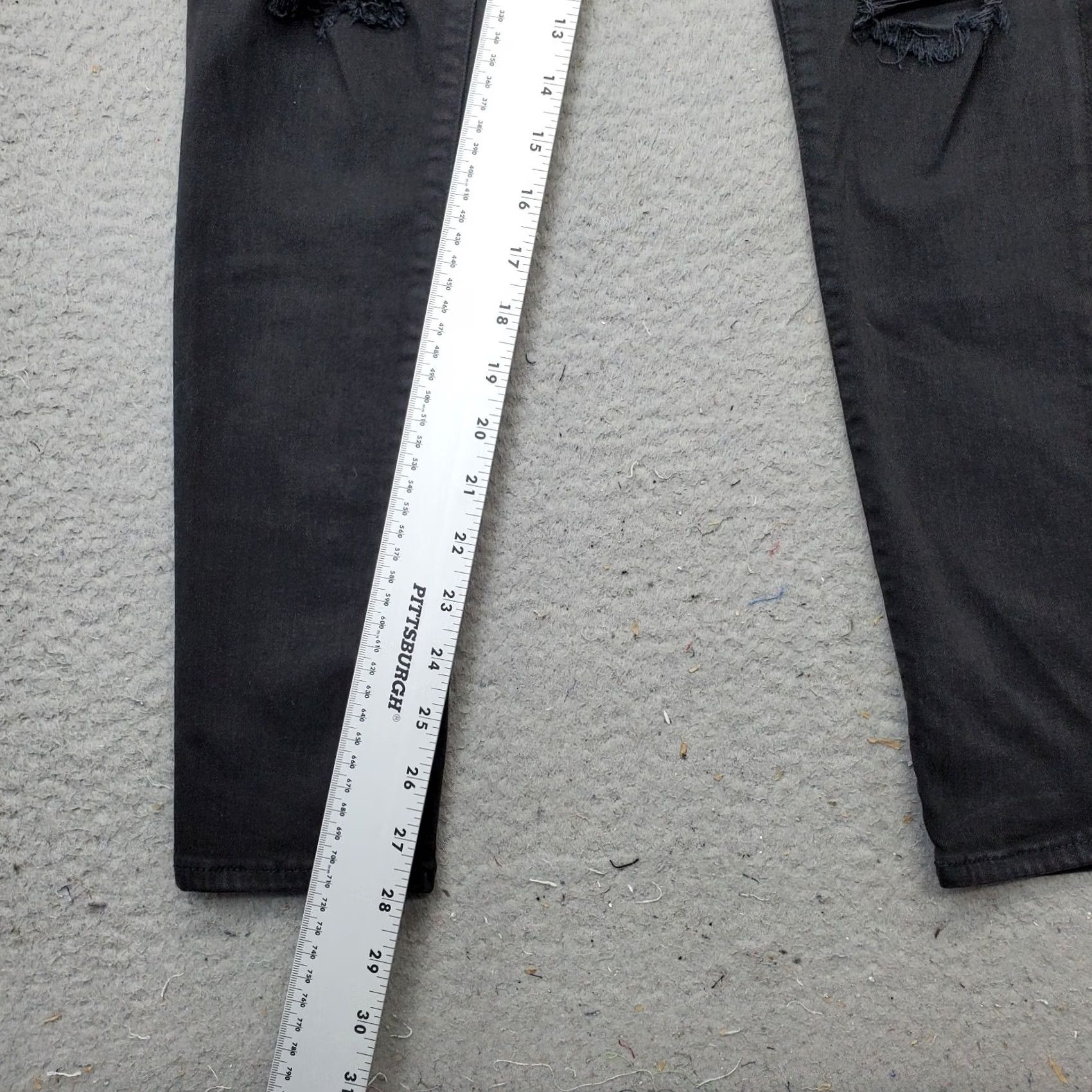 American Eagle Outfitters American Eagle Outfitters Jeans Women 6 Black Skinny 5-Pocket Next Level Stretch 28" Inseam Distressed? No Size 28" / US 6 / IT 42 - 4 Thumbnail