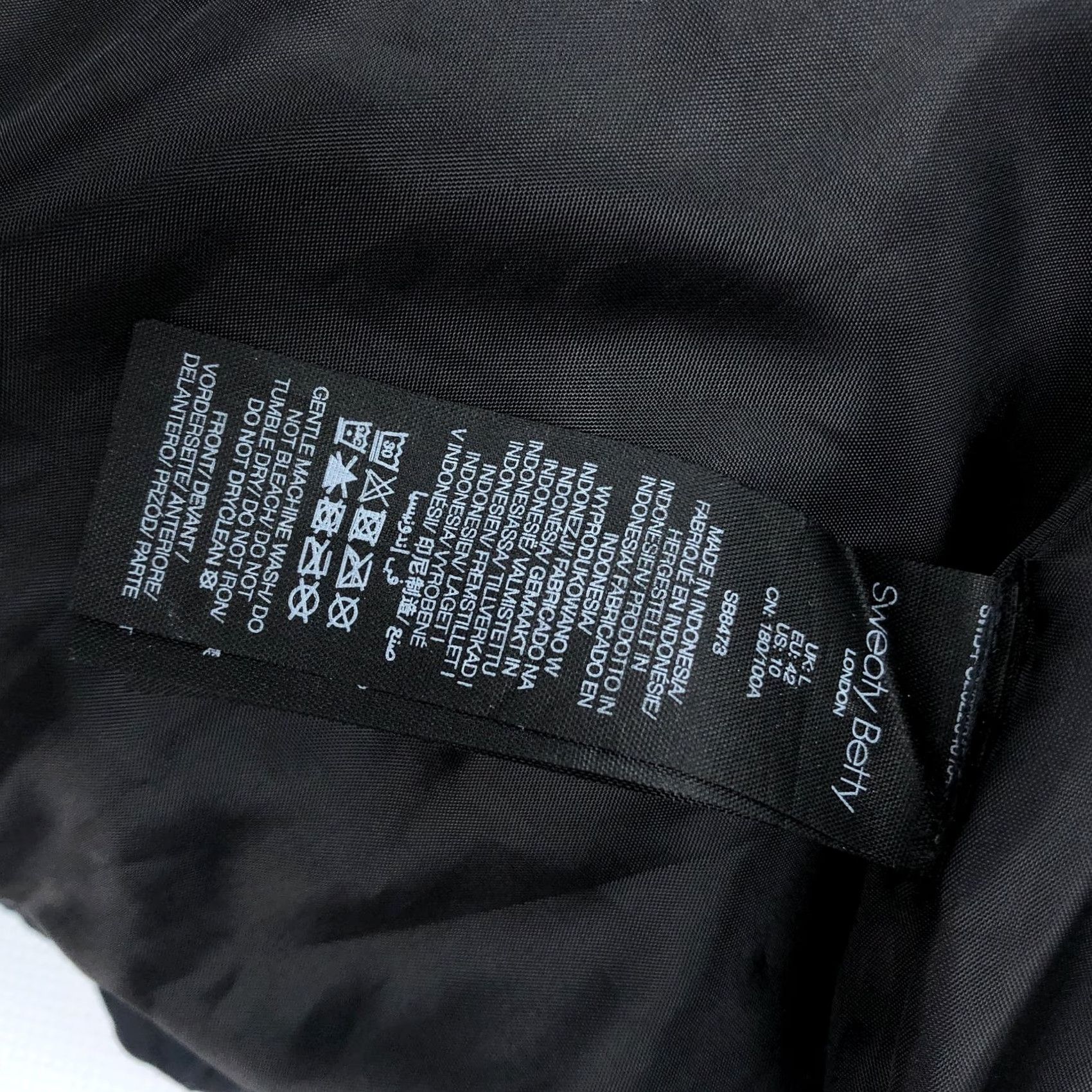 Sweaty Betty Sweaty Betty Black Puffer Vest Full Zip Fleece Vest Women L Casual Activewear Size L / US 10 / IT 46 - 7 Thumbnail