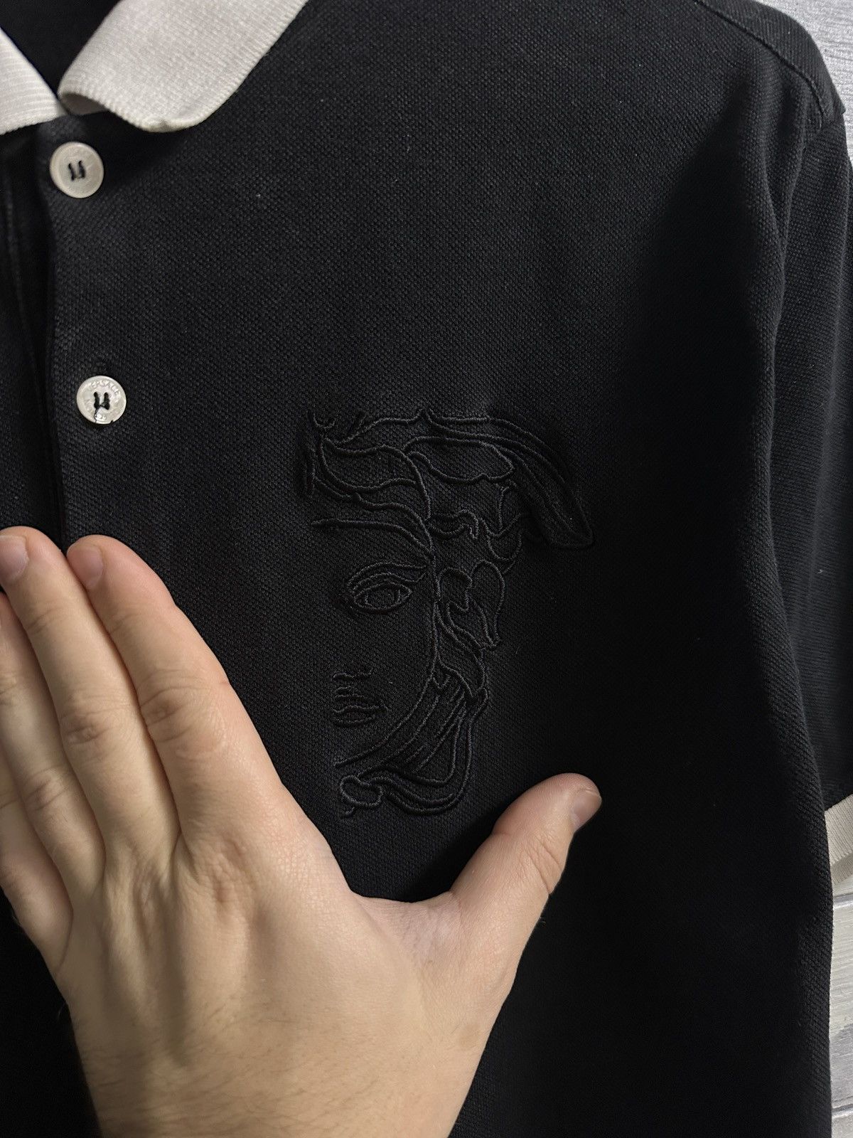 Versace Rare Luxury Polo Versace Medusa Big Logo Size L. Size US L / EU 52-54 / 3 - 2 Thumbnail
