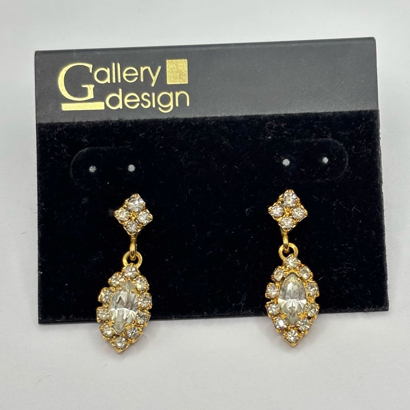 Other Stunning Gold Oval Crystal Earrings Size ONE SIZE - 2 Thumbnail