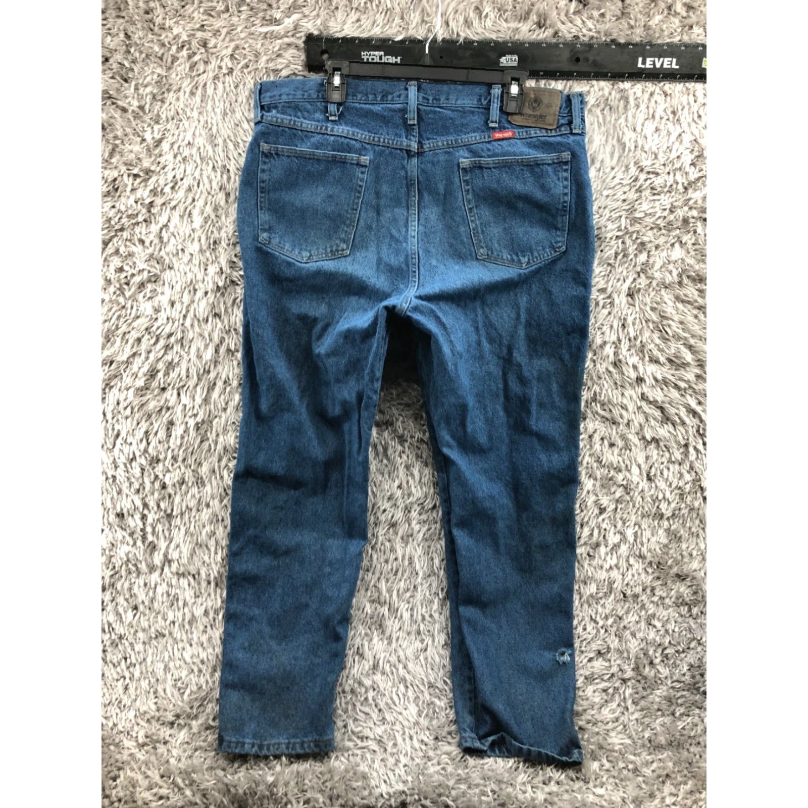Wrangler Wrangler Jeans Straight 40x30 Mens Mid Wash Blue FLAW - Vintage? No - Regular 5-Pocket Denim Cotton Blend WW JS0100? Size US 40 / EU 56 - 6 Thumbnail