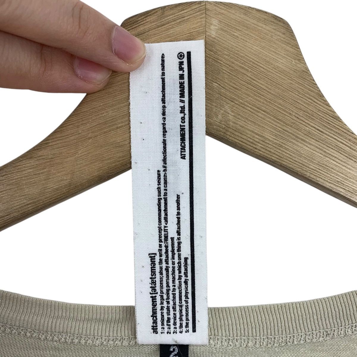 Attachment × Japanese Brand ATTACHMENT Long sleeve v neck plain tee Size S / US 4 / IT 40 - 9 Thumbnail