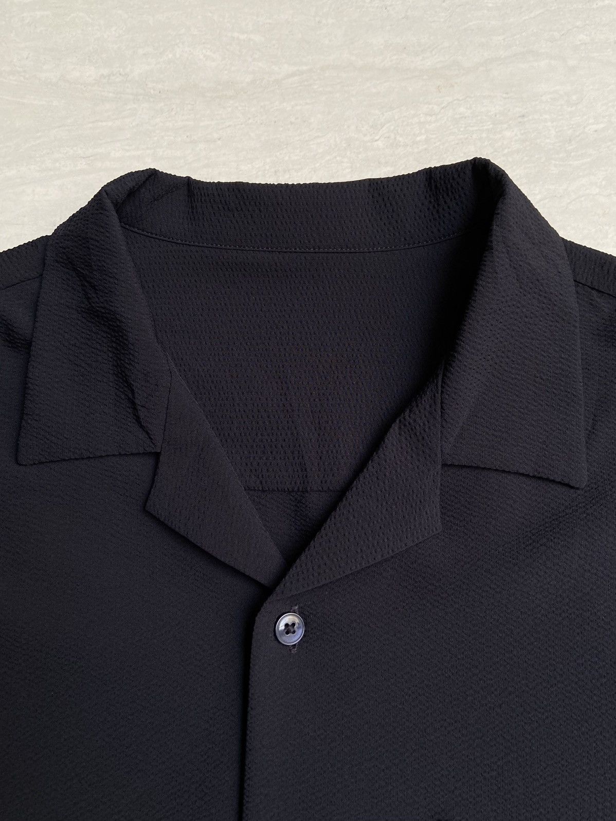 GU GU Navy Short Sleeve Shirt Size US XL / EU 56 / 4 - 5 Thumbnail
