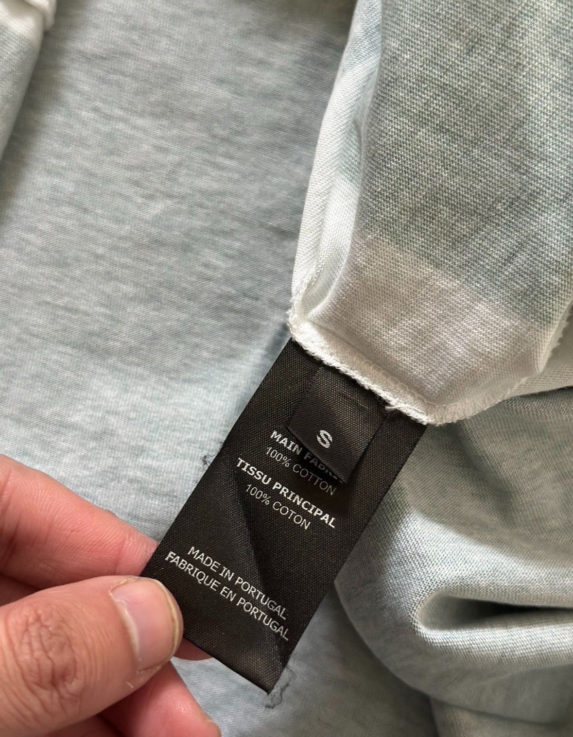 Vetements Vetements 18FW Trompe L'oeil hug me short sleeved shirt Size US S / EU 44-46 / 1 - 3 Thumbnail