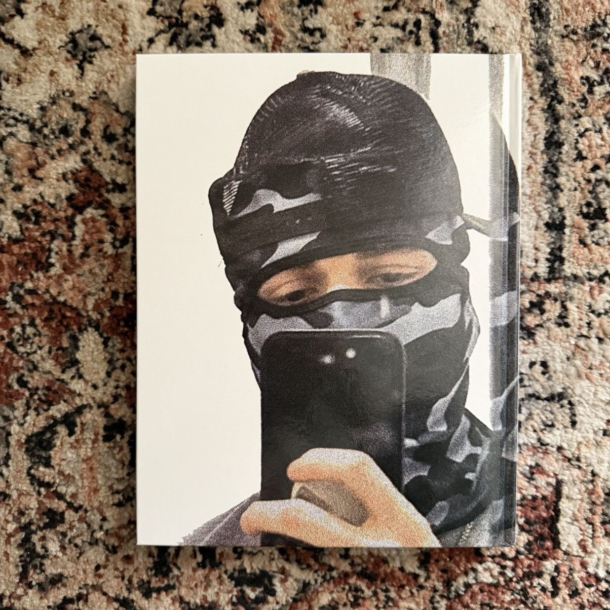 Drain Gang × Haunted Mound Snow Strippers Love Never Fades 2026 Tour Photobook Size ONE SIZE - 2 Thumbnail