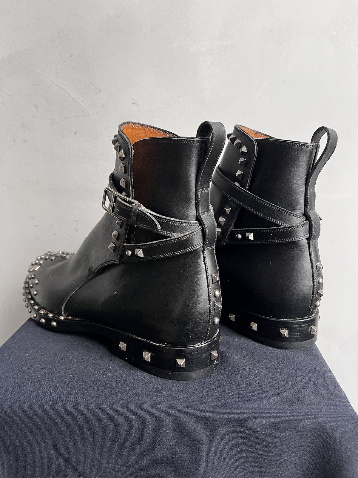 Bally Vintage Studded Leather Metal Ankle Boots Bally Size US 10 / EU 43 - 8 Thumbnail