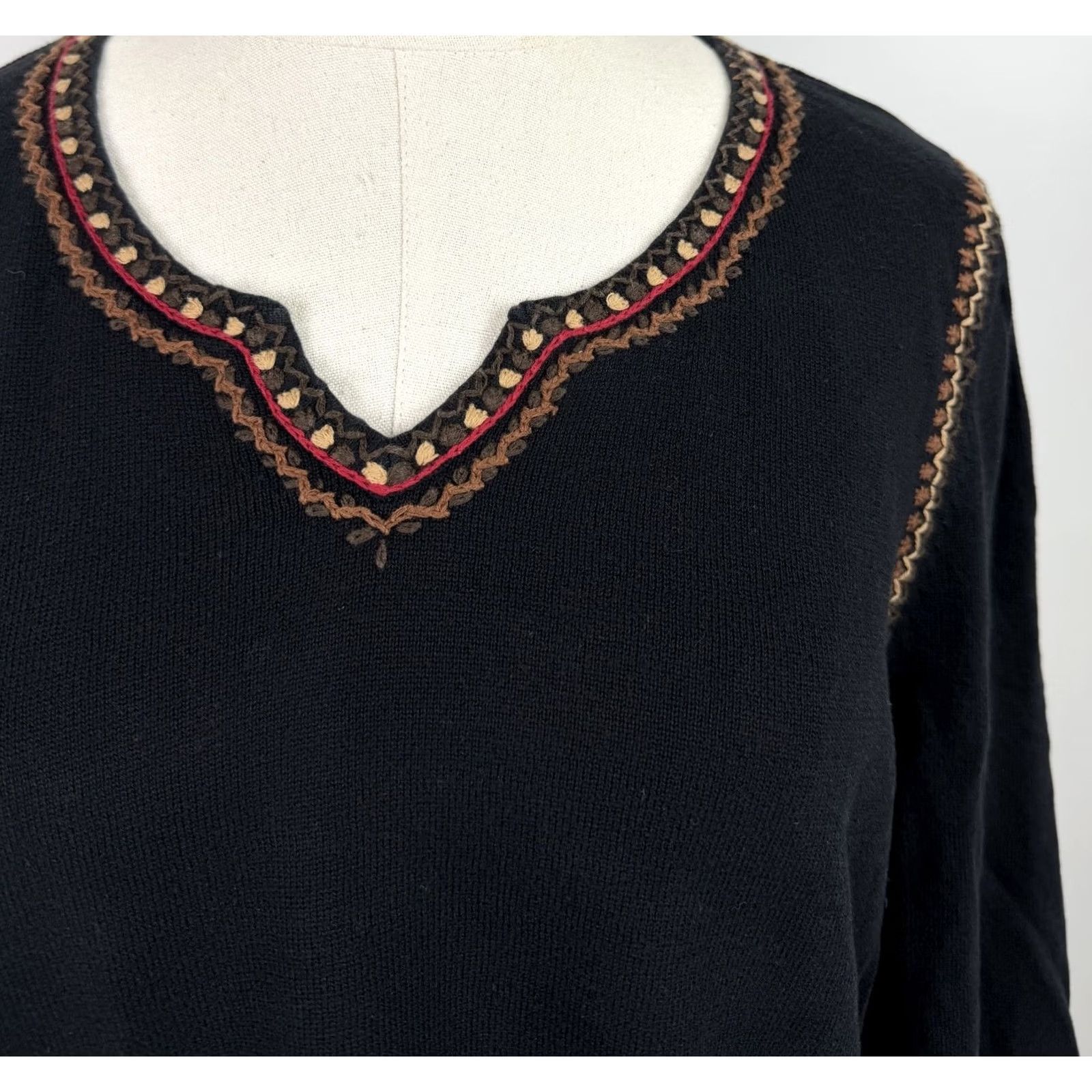 Vintage VINTAGE Harold's Shirt Womens L Black Cotton Embroidered 3/4 Sleeve V-Neck Western 90s Bohemian retro Hippie Vintage Womens XL fits like Large Size L / US 10 / IT 46 - 3 Thumbnail