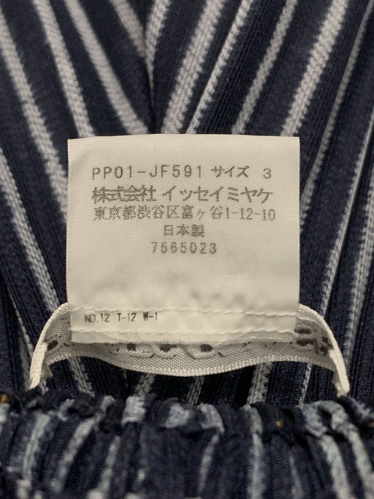 Issey Miyake ISSEY MIYAKE PLEATS PLEASE Denim Transfer Half Pants Size 29" - 7 Thumbnail