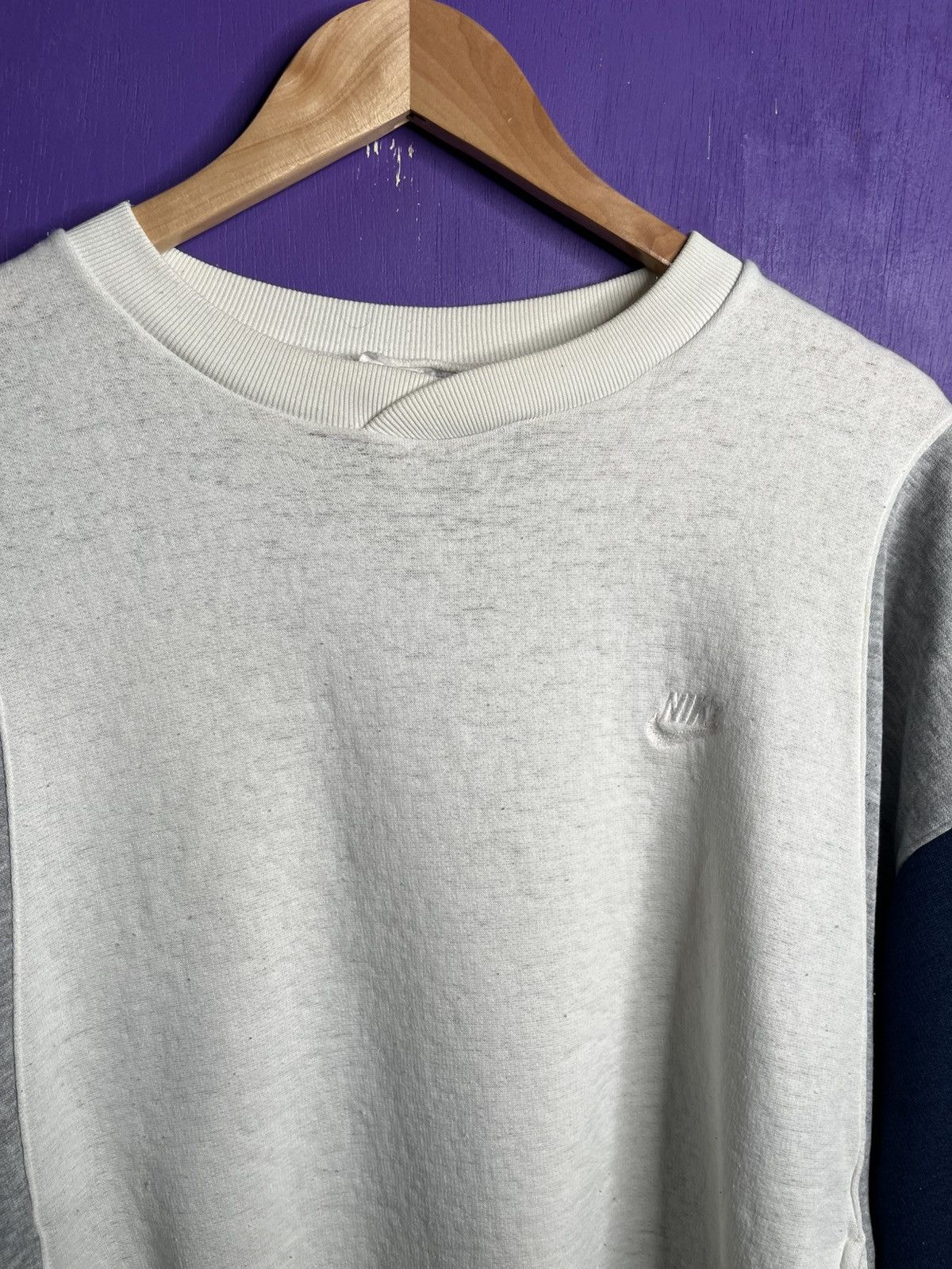 Nike × Vintage Vintage 90s Nike tri tone logo crewneck Size US XL / EU 56 / 4 - 3 Thumbnail