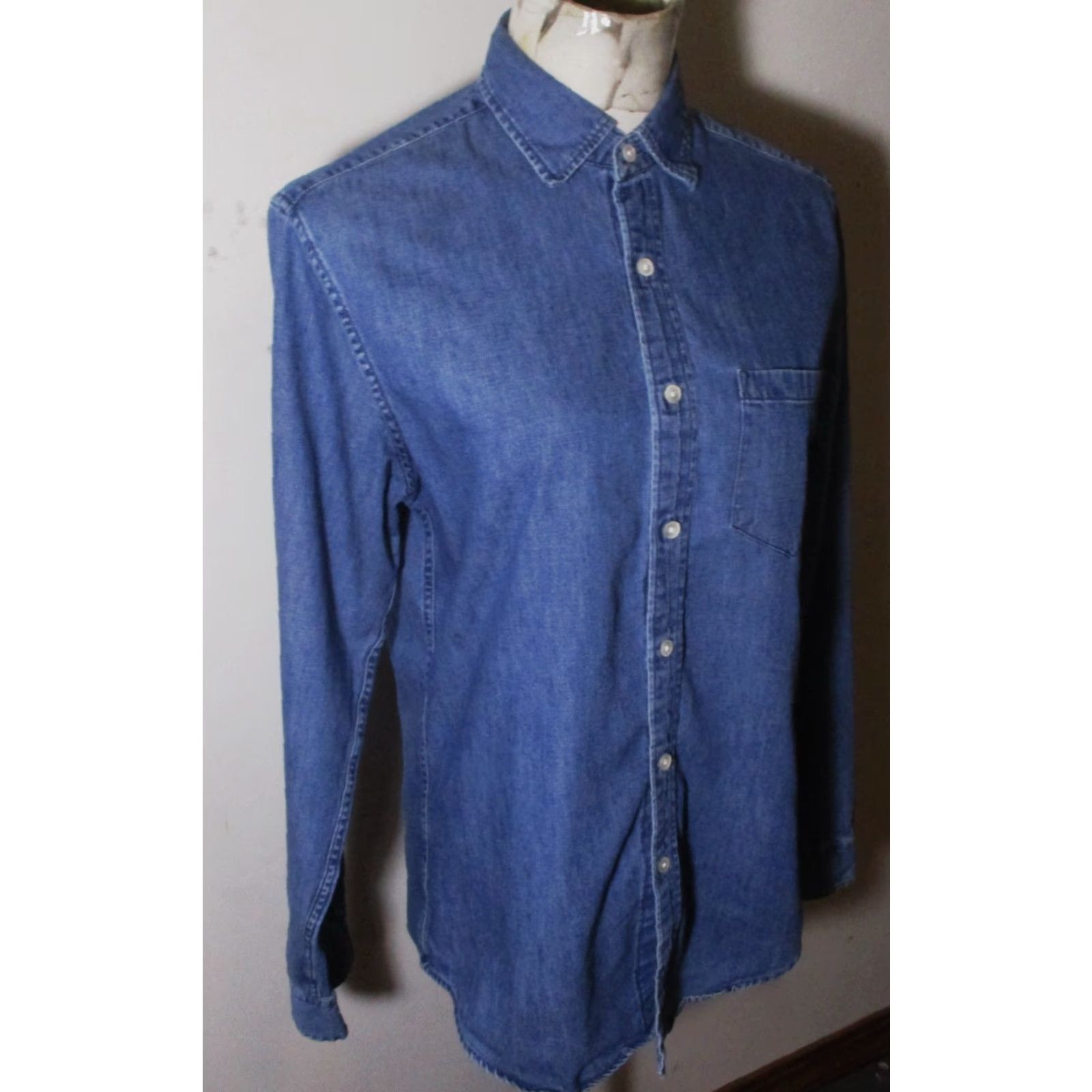 J.Crew J.CREW Mercantile Blue Long Sleeve Denim Shirt Women's S Casual Shirt Denim 100% Cotton Regular Fit Pockets Button Front Size S / US 4 / IT 40 - 3 Thumbnail