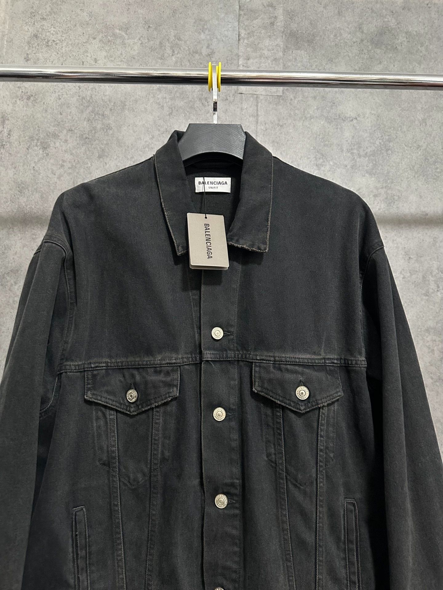 Balenciaga Balenciaga Men's Graffiti Denim Jacket Size US S / EU 44-46 / 1 - 5 Thumbnail