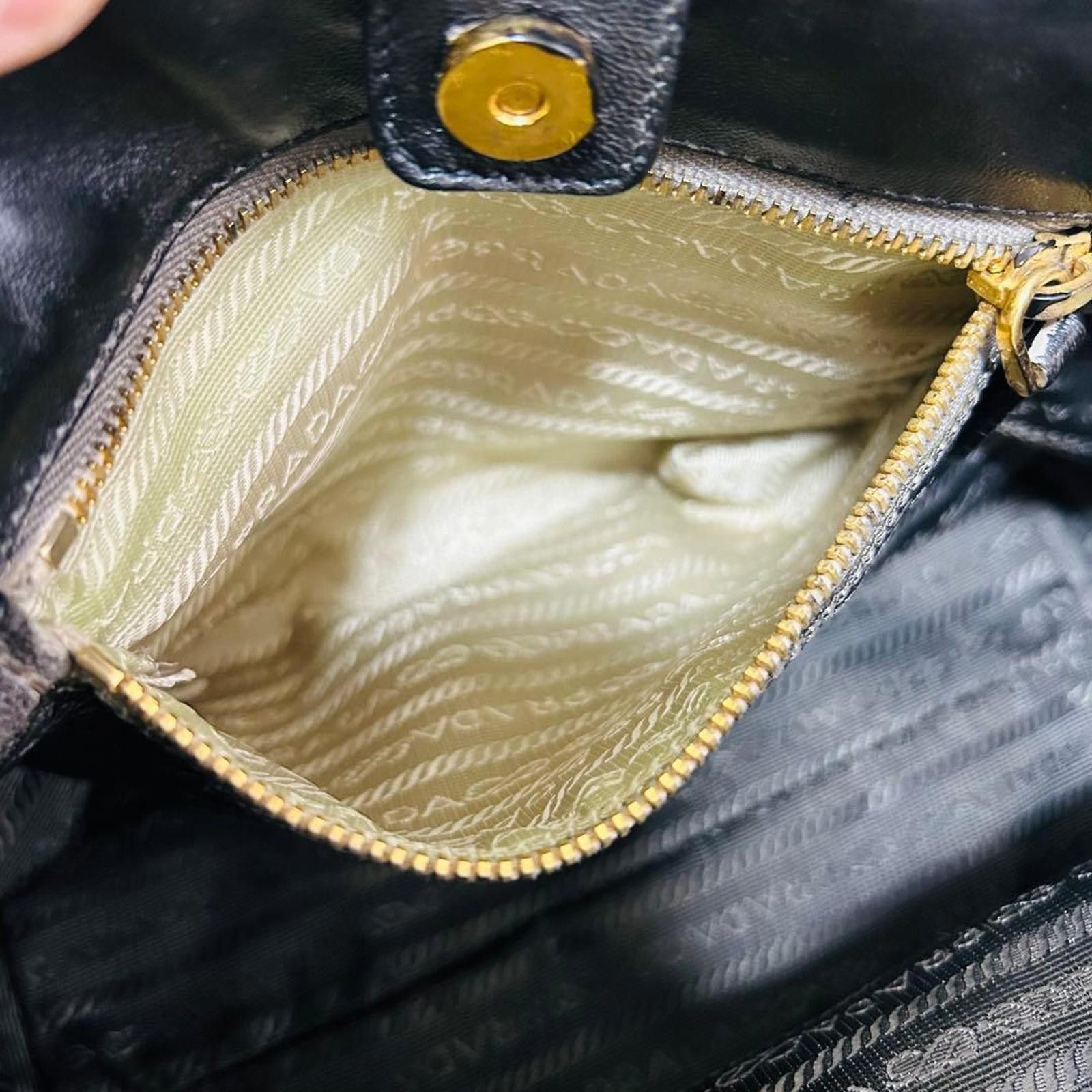 Prada Prada - Black Nylon and Leather Bow Detail Size ONE SIZE - 8 Thumbnail