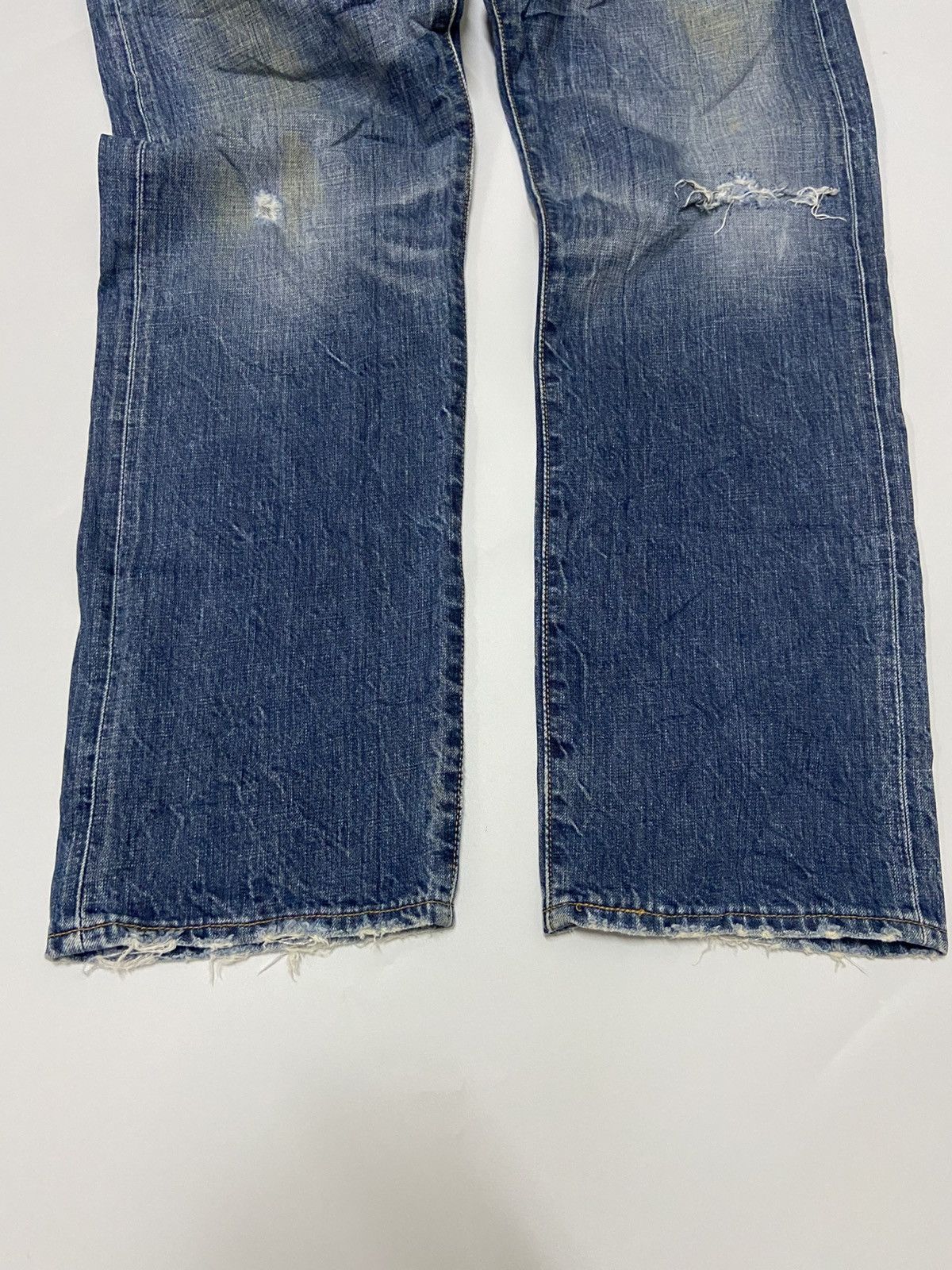 Levi's LEVI'S 501 DISTRESSED JEANS Size US 34 / EU 50 - 4 Thumbnail