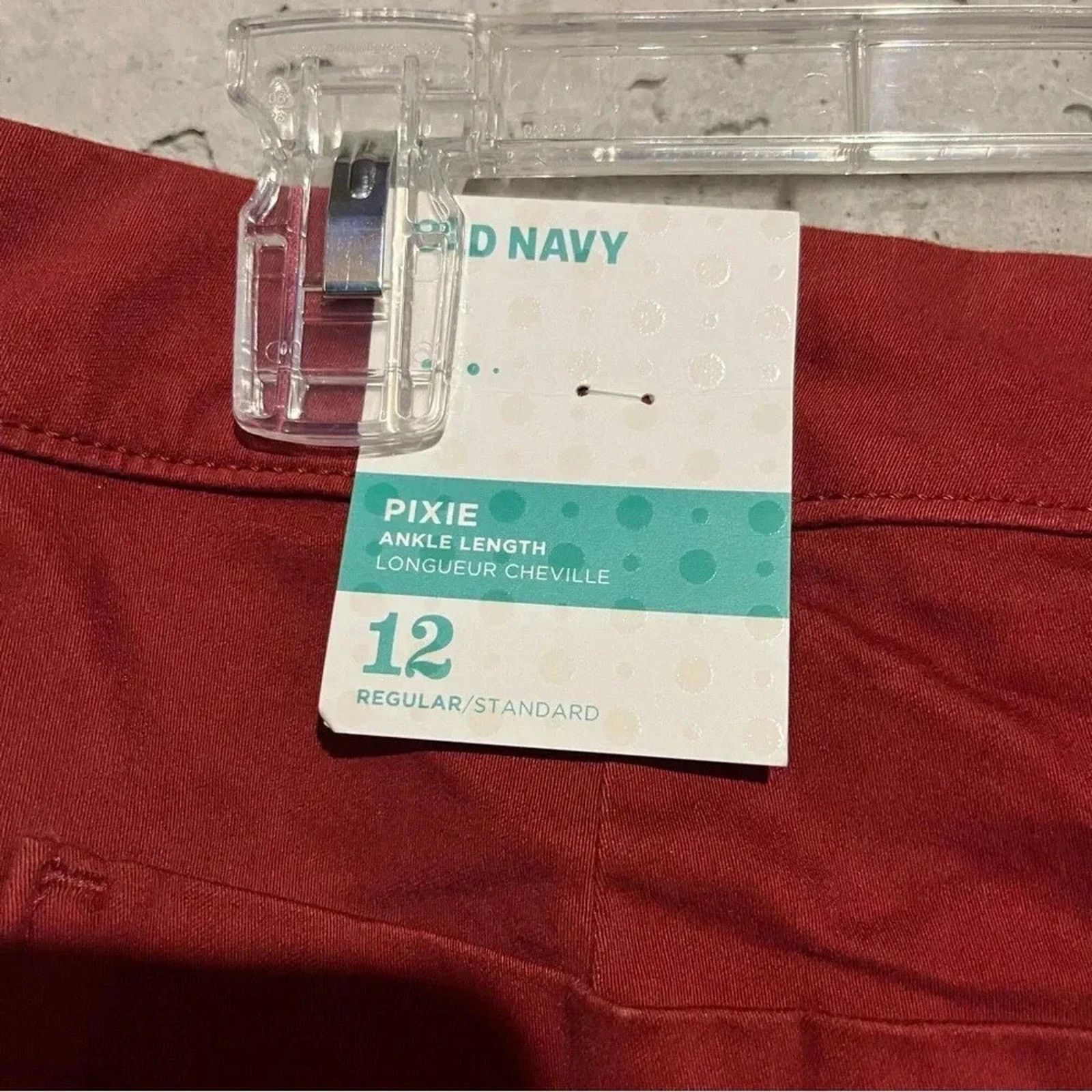 Old Navy NWT Old Navy Women's Pixie Ankle Length Chino Pants Sz 12 Size 34" / US 12 / IT 48 - 3 Thumbnail