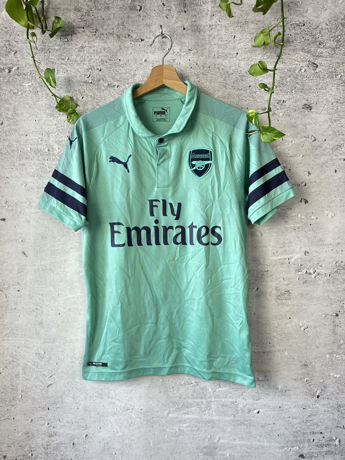 Puma × Vintage ARSENAL LONDON PUMA 2018/2019 FOOTBALL THIRD JERSEY Size US S / EU 44-46 / 1 - 1 Thumbnail