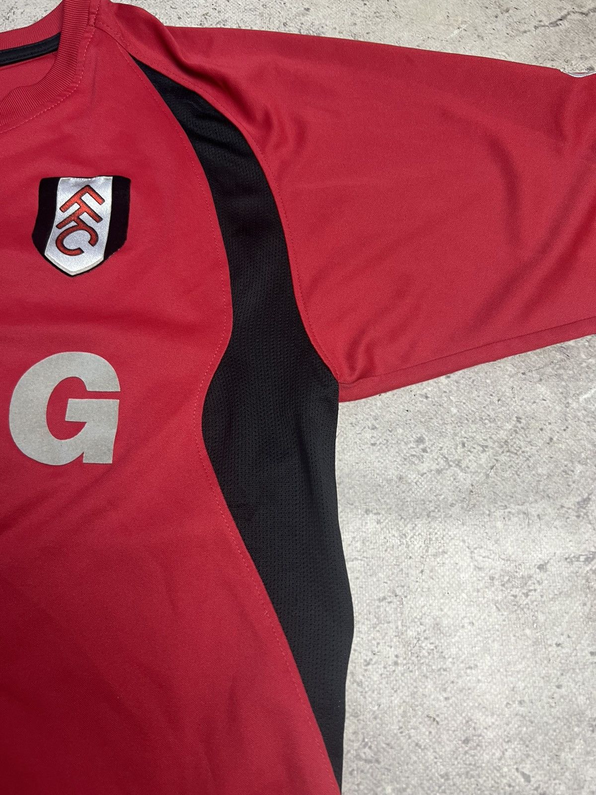 Nike Nike Fulham 2009/10 Shirt M Size US M / EU 48-50 / 2 - 5 Thumbnail