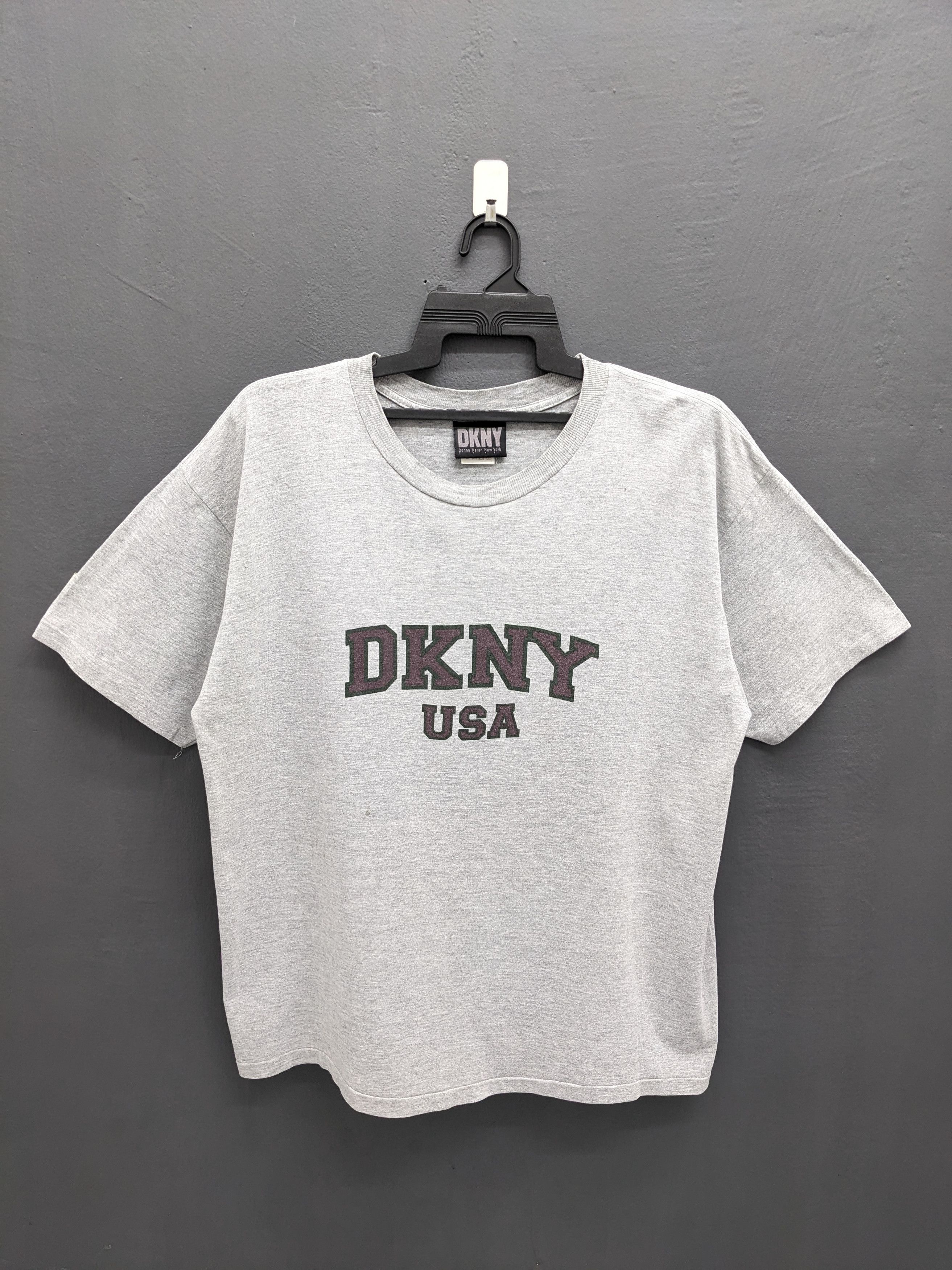 DKNY Vintage DKNY Made In Usa Streetwear Tshirt Size US L / EU 52-54 / 3 - 2 Thumbnail