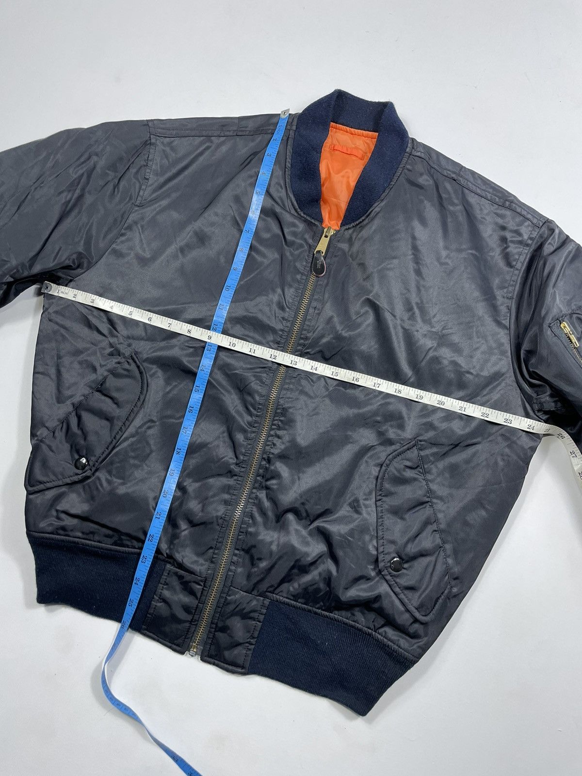 Vintage Vintage MA-1 Balenciaga Style Bomber Jacket Air Force Size US L / EU 52-54 / 3 - 5 Thumbnail
