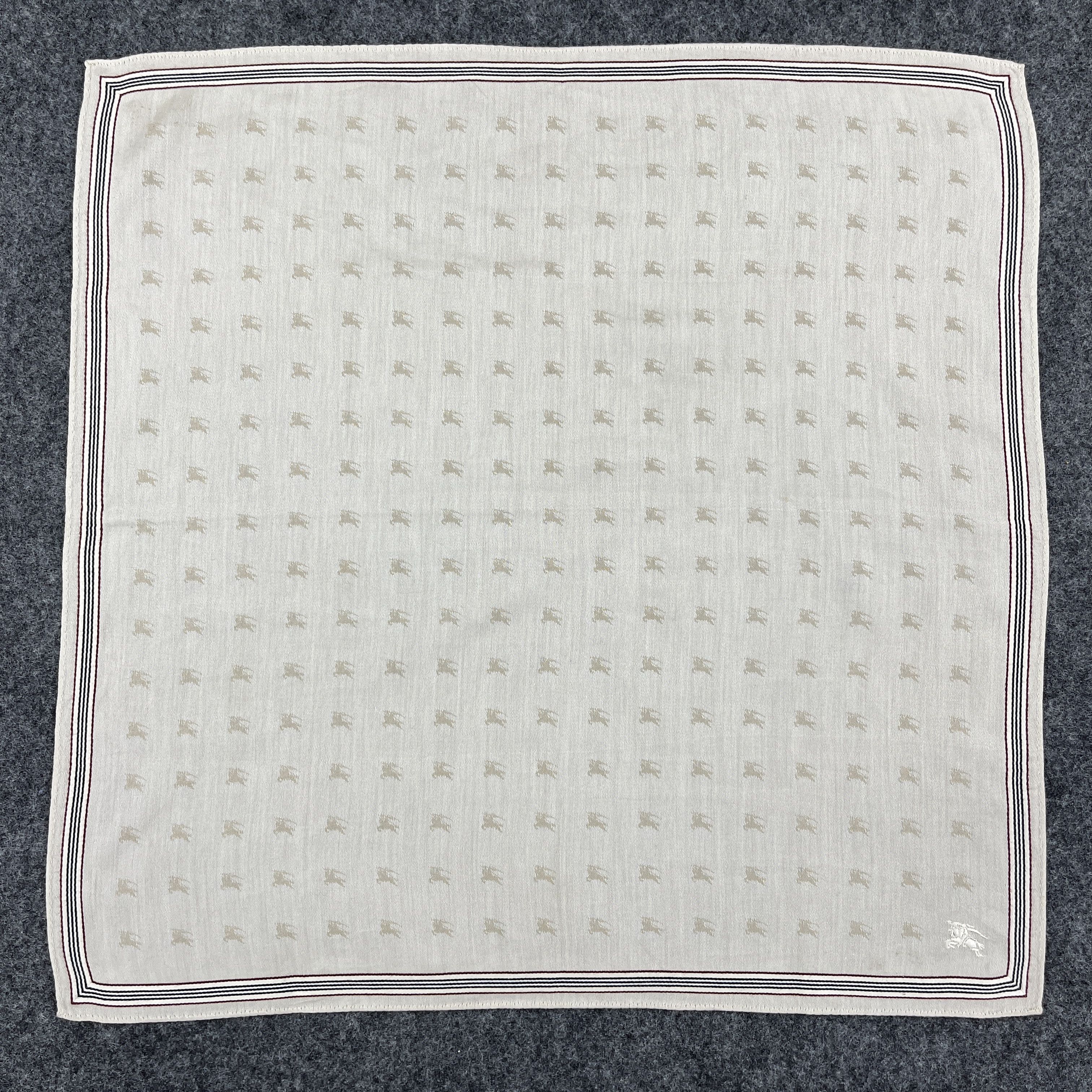 Burberry Burberry Handkerchief / Bandana / Neckerchief B295 Size ONE SIZE - 1 Thumbnail
